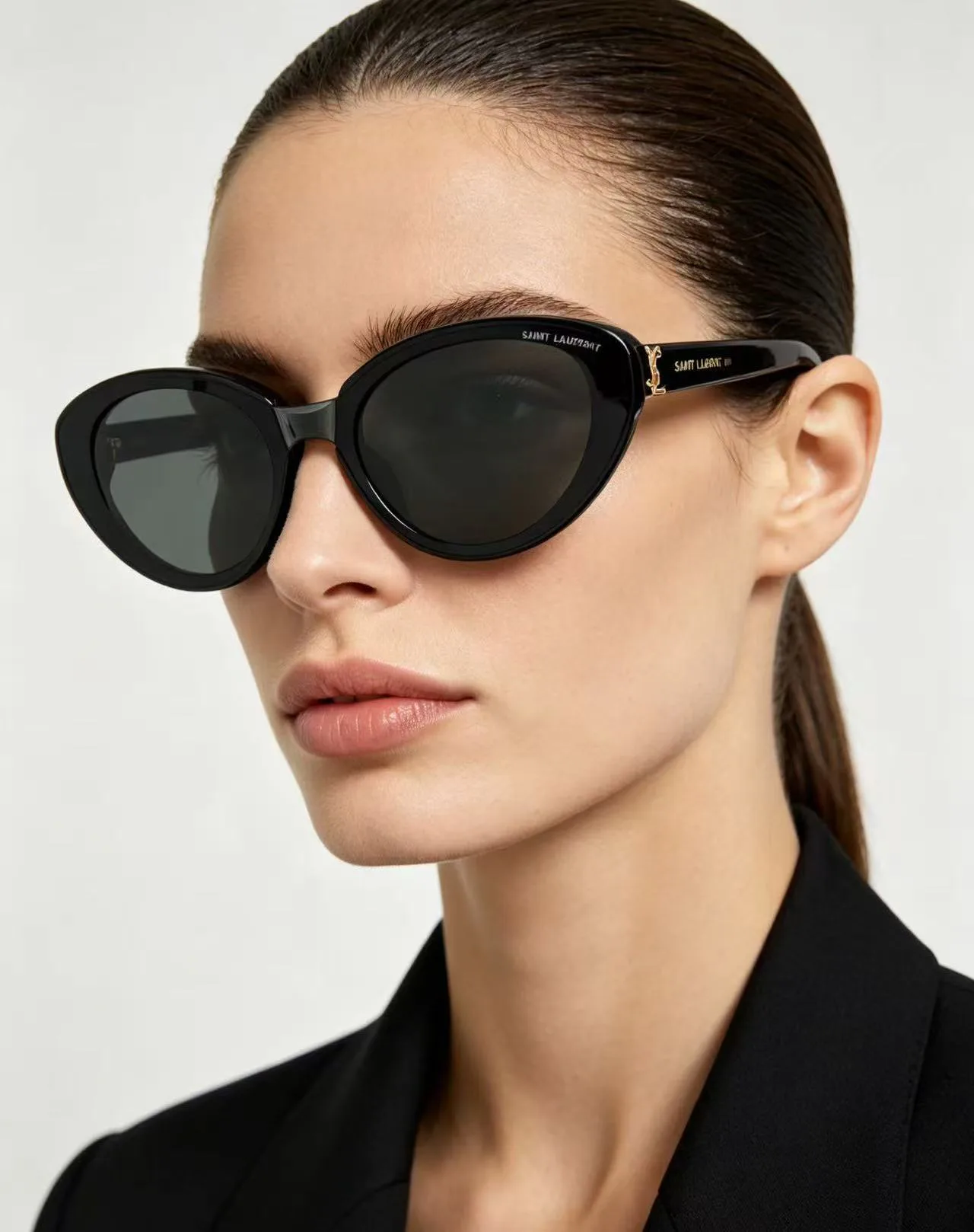 Очки Saint Laurent 17495954