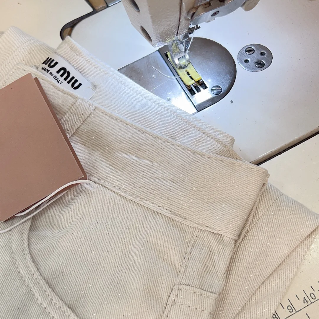 Джинсы Женские Miu Miu 11676717