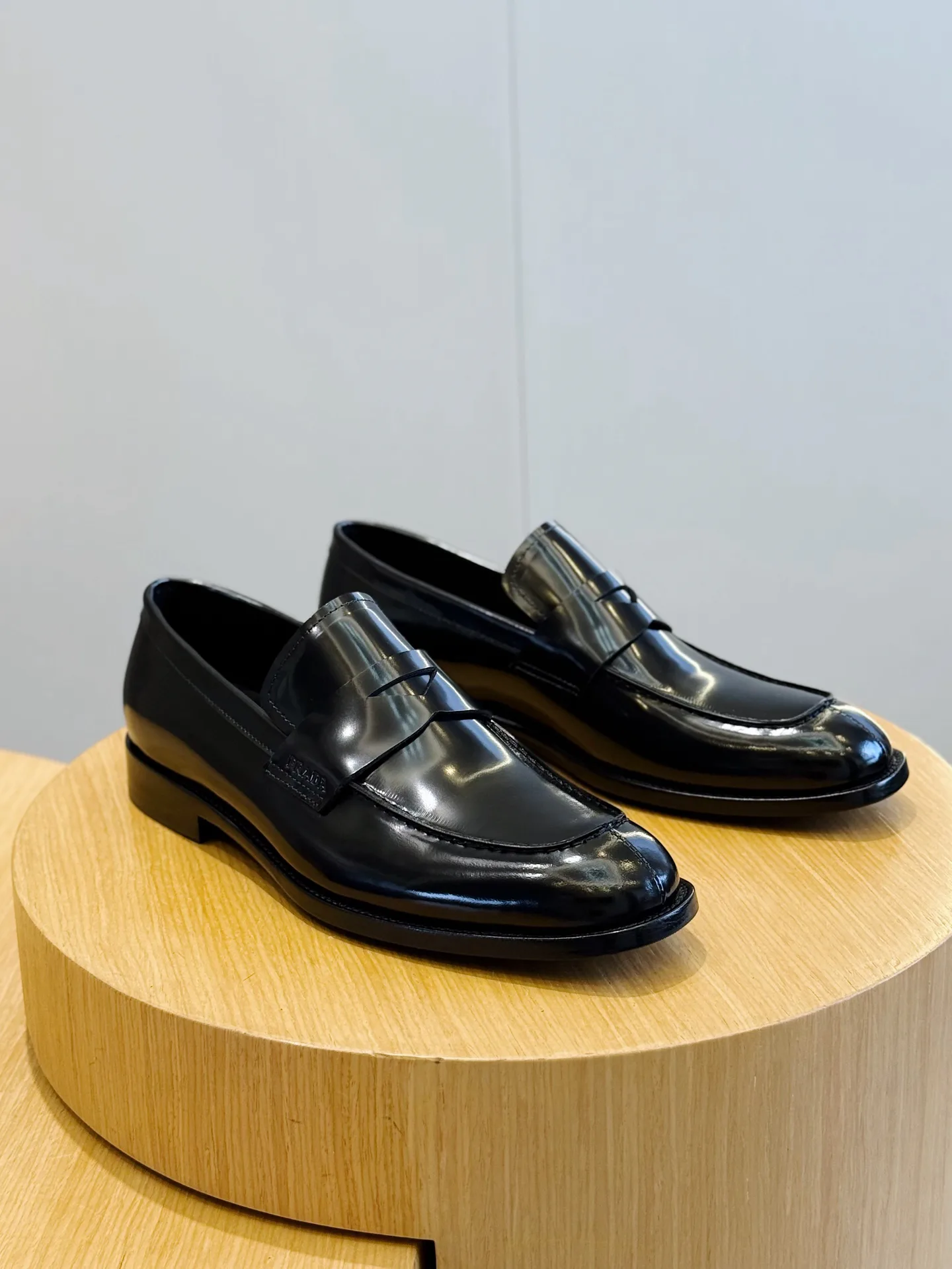Лоферы И Туфли Мужские Prada 18139694