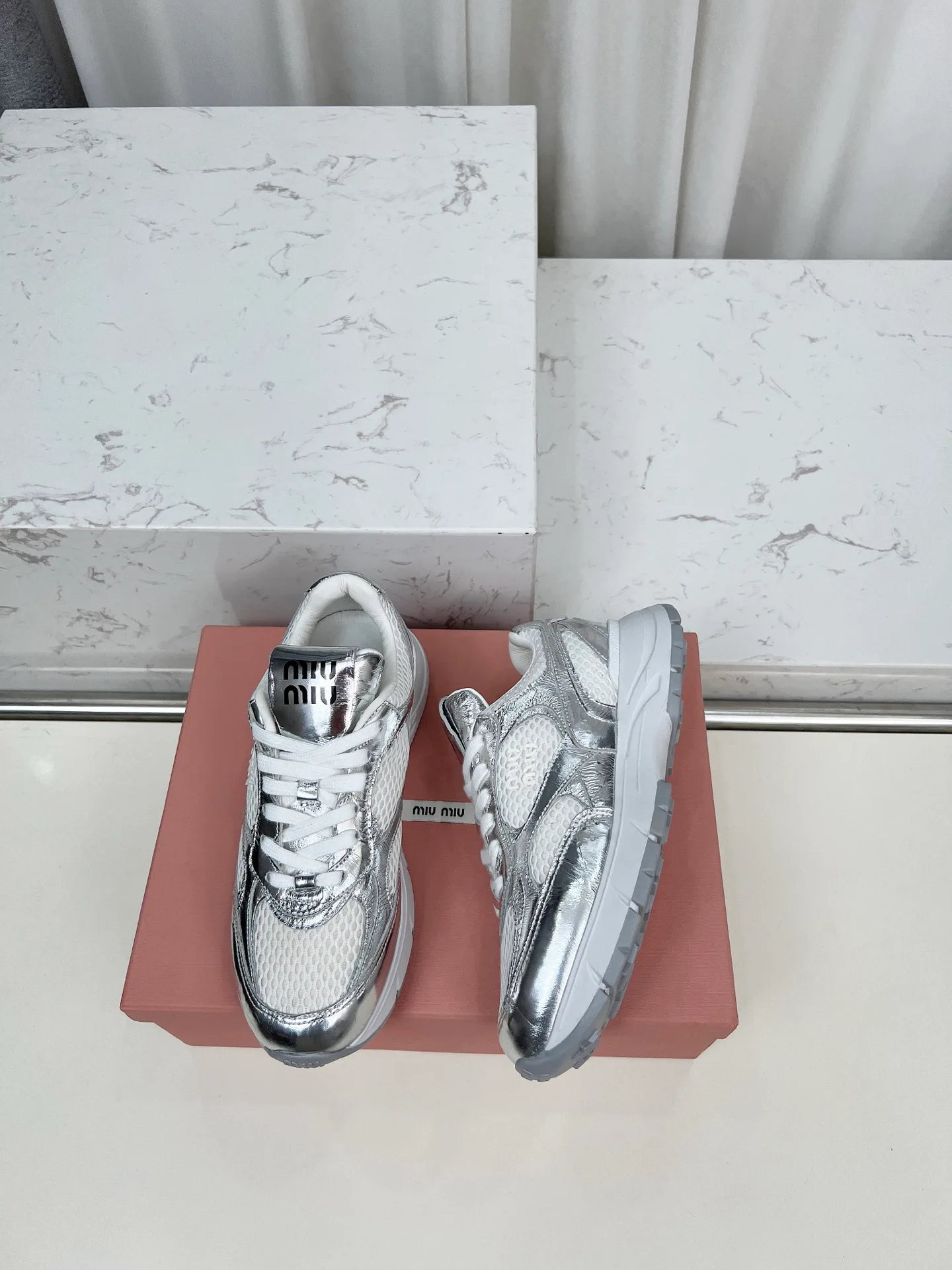 Кроссовки Женские Miu Miu 12799598