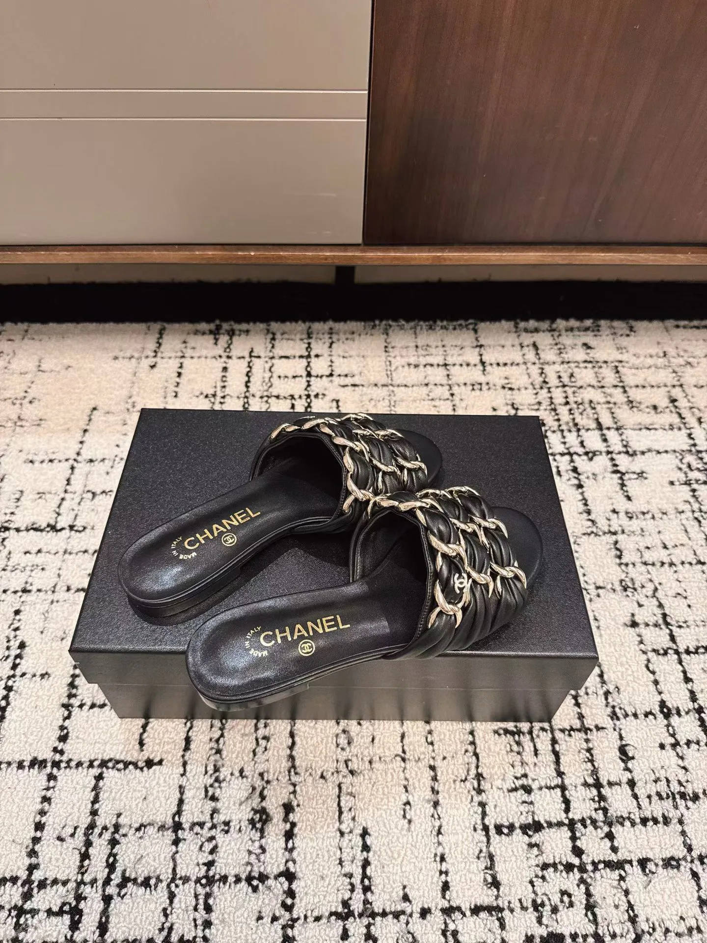 Шлепанцы Женские Chanel 735998