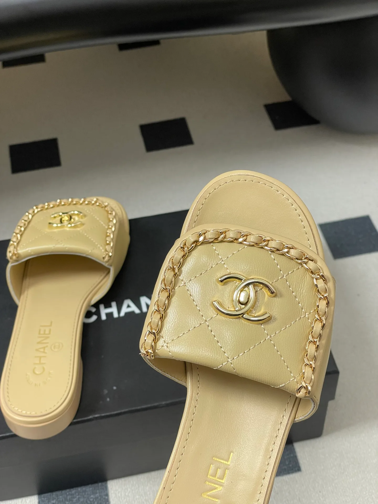 Туфли Женские Chanel 1408362
