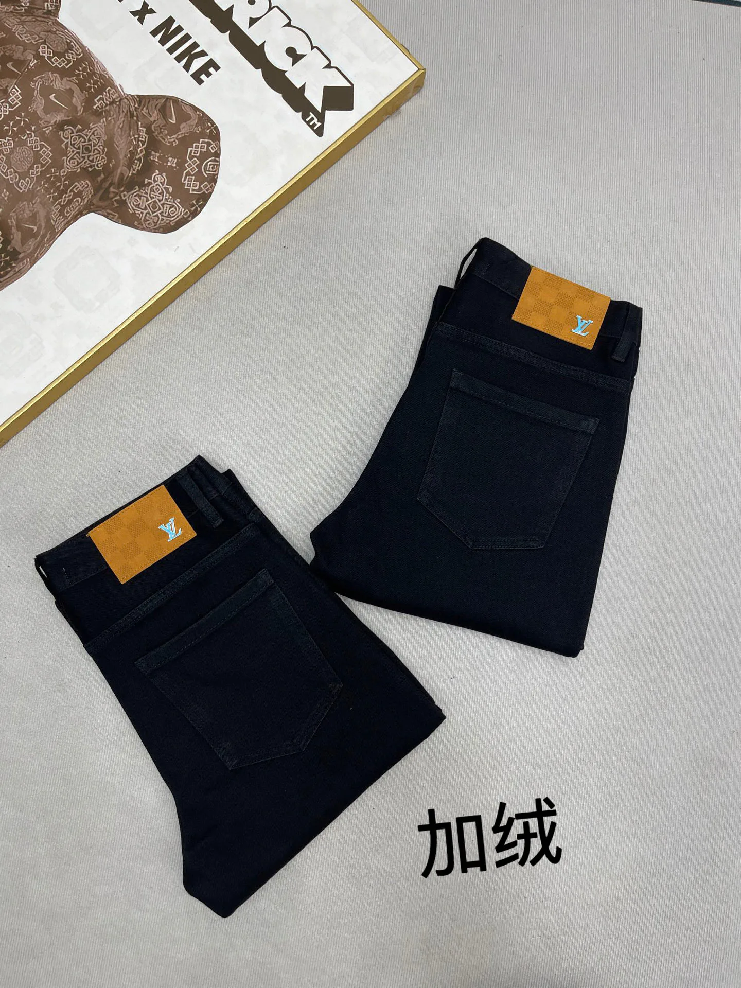Джинсы Женские Louis Vuitton 10065679