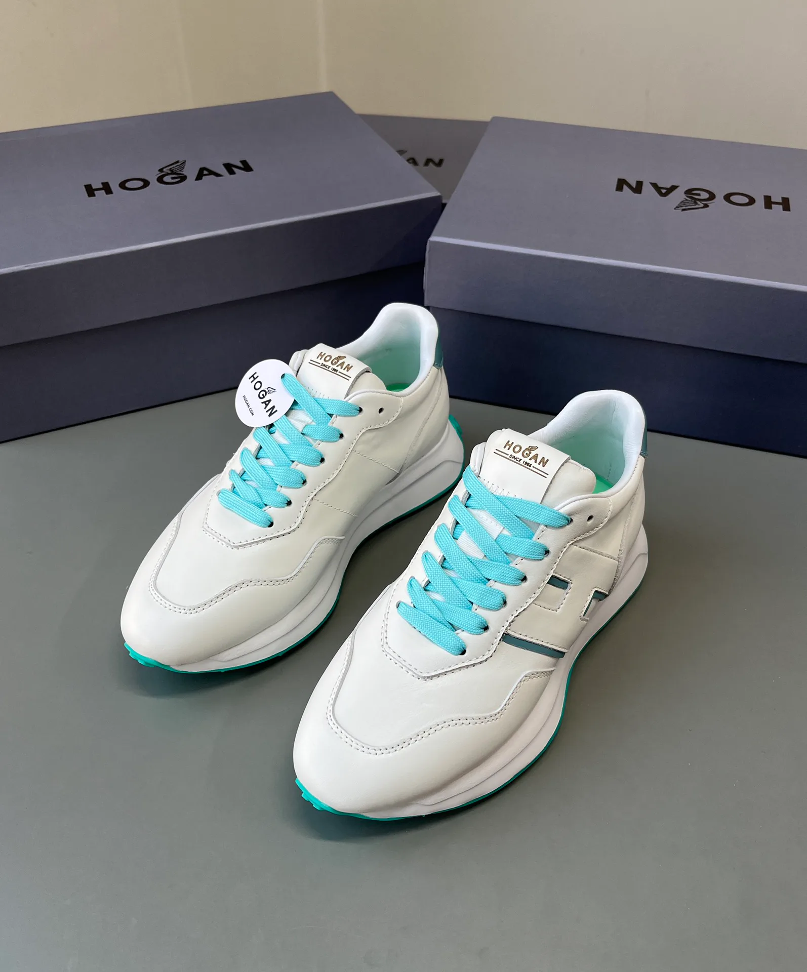 Кроссовки Женские Hogan 12629887