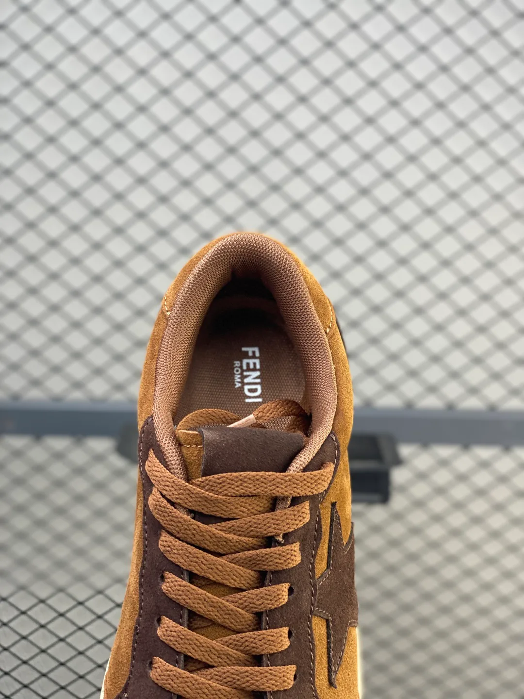 Кроссовки Мужские Fendi 19746263