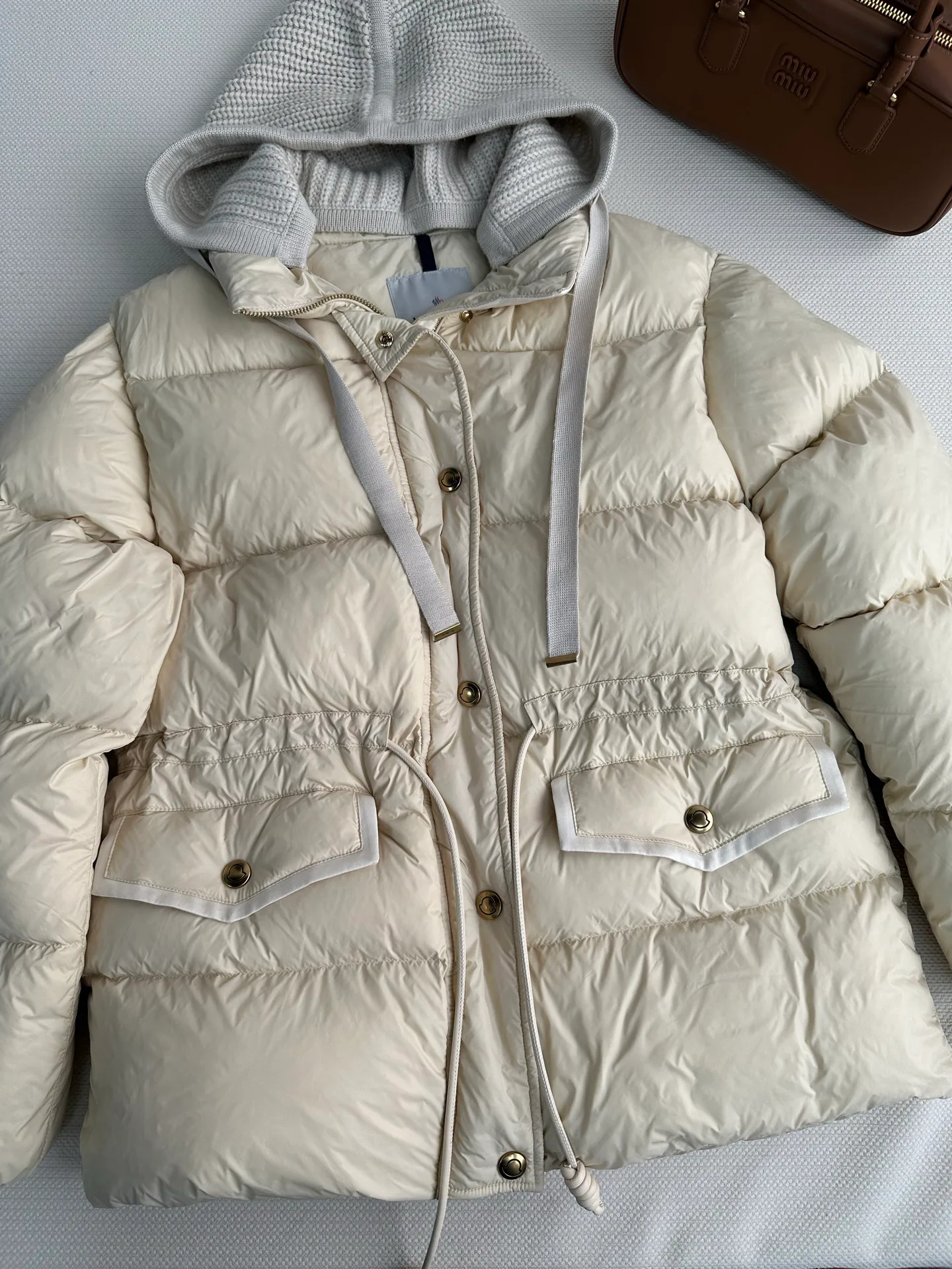 Куртки И Пуховики Женские Moncler 19014089