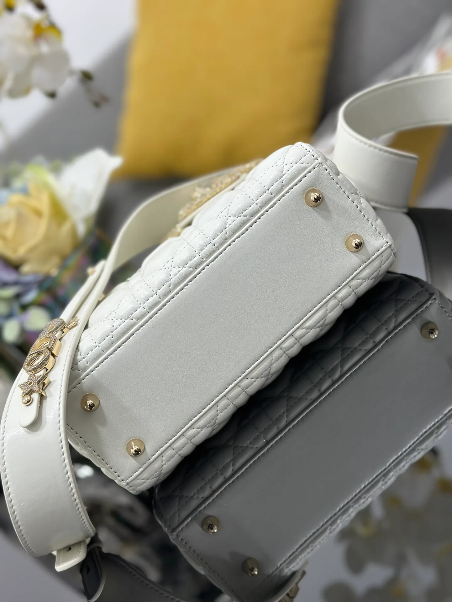 Классические Сумки Женские Christian Dior 11412564