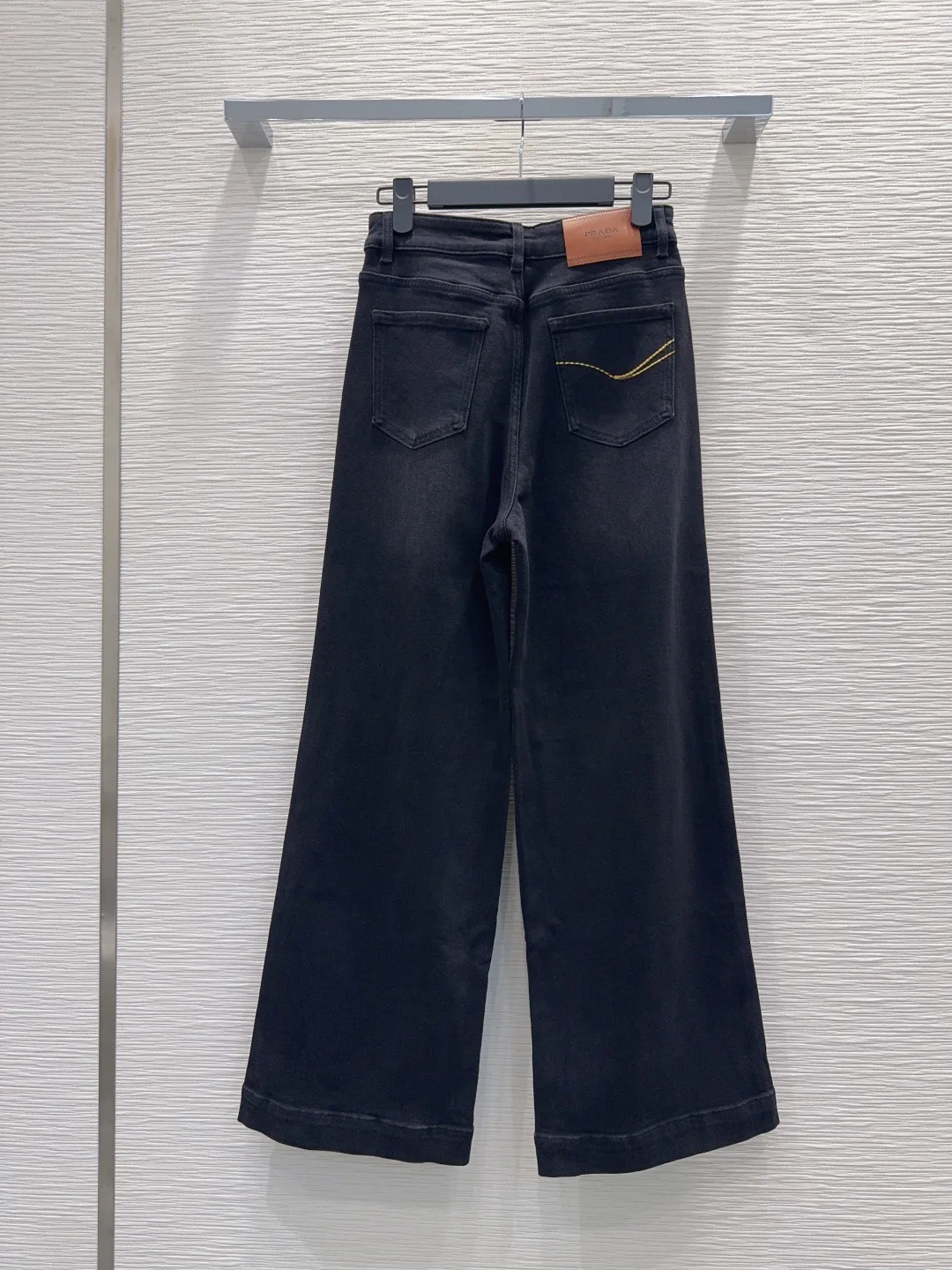 Джинсы Женские Prada 18167348