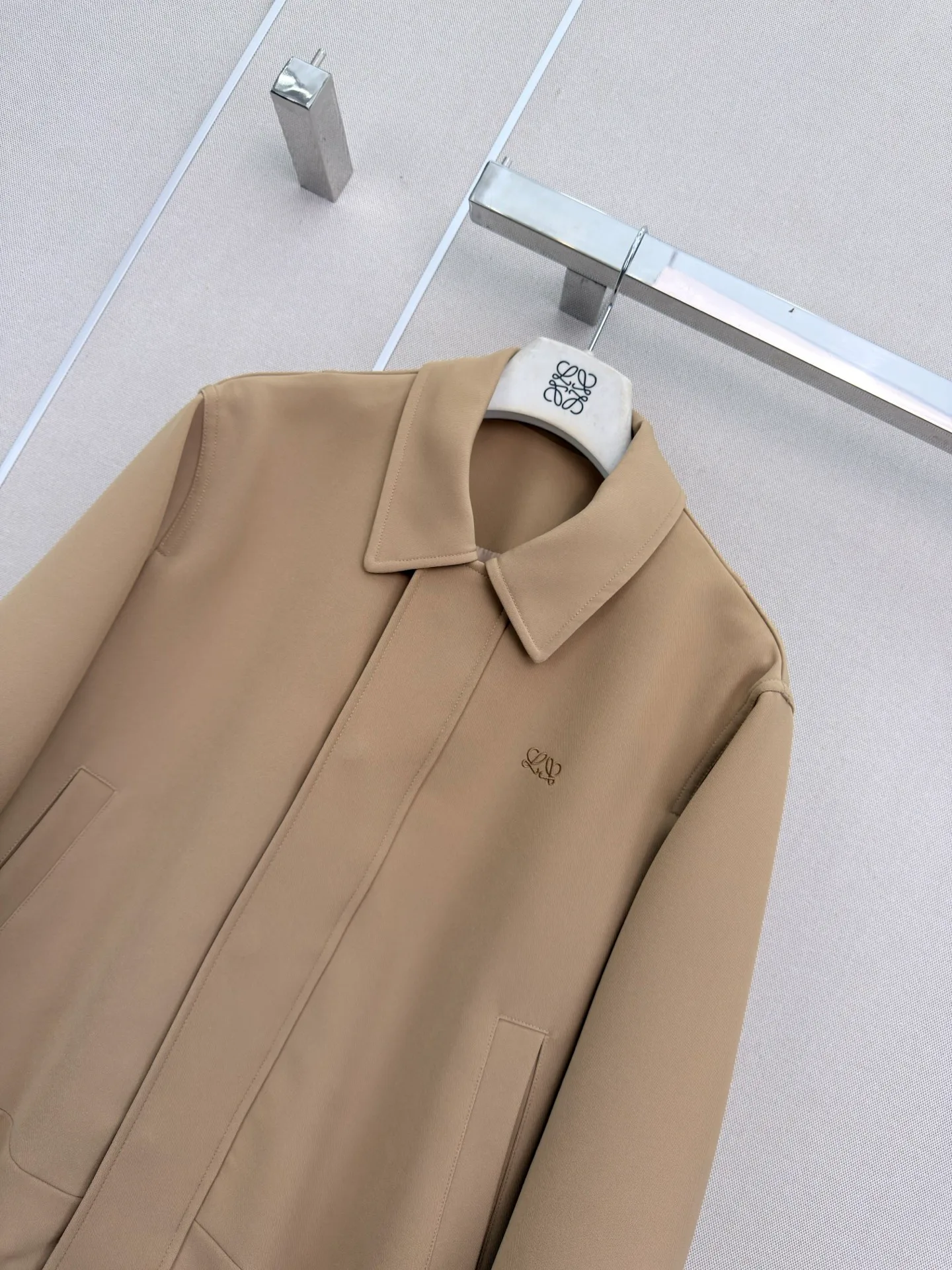 Куртки И Пуховики Женские Loewe 18498361