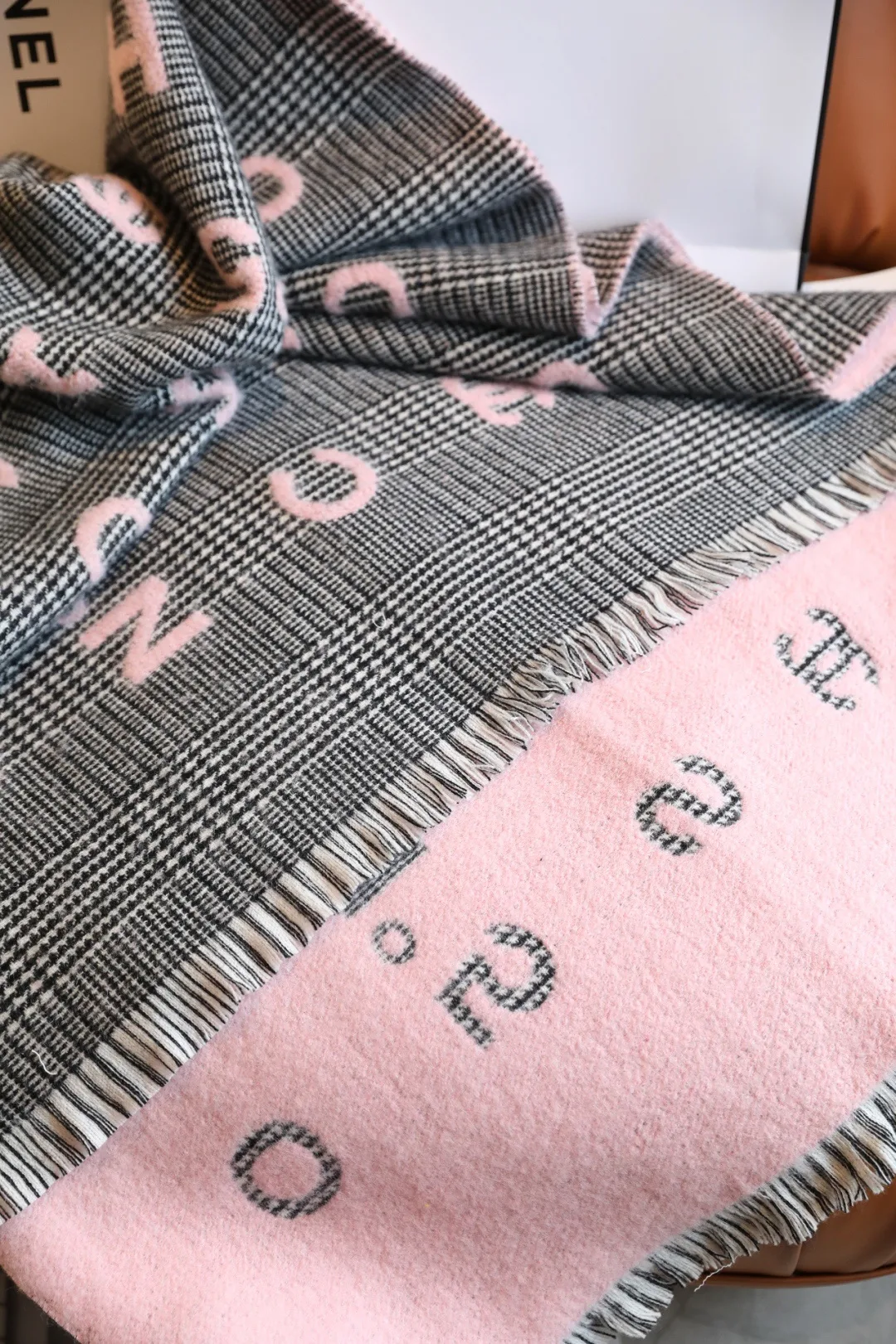 Шарфы Chanel 5396939