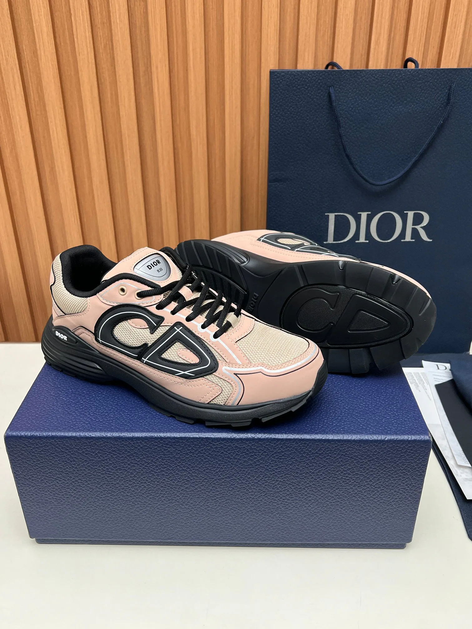 Кроссовки Женские Christian Dior 13406941