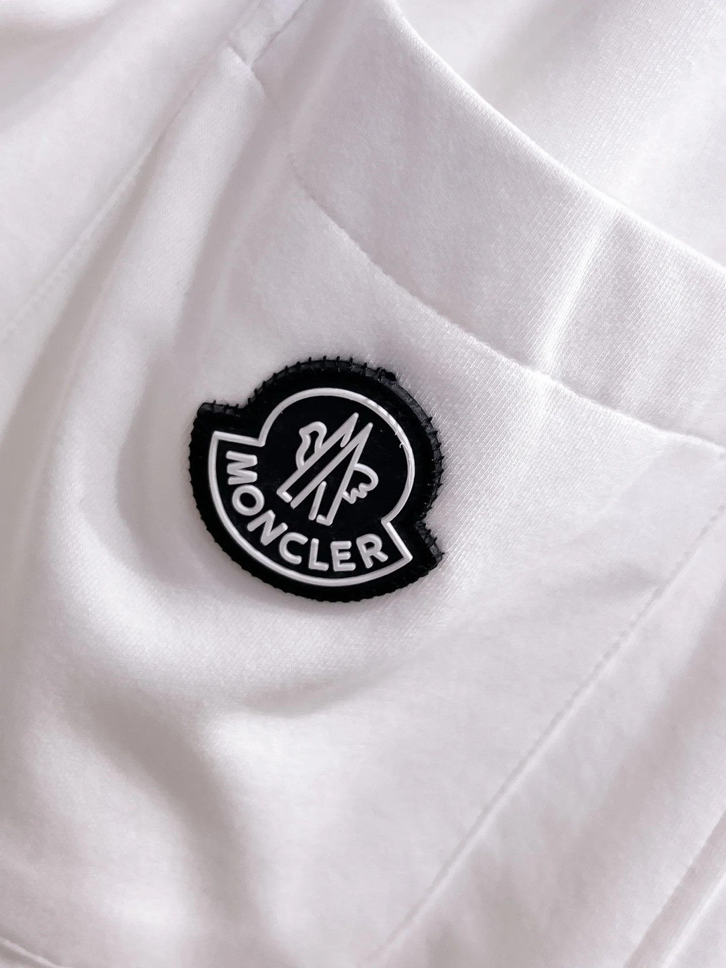 Шорты Мужские Moncler 13417633