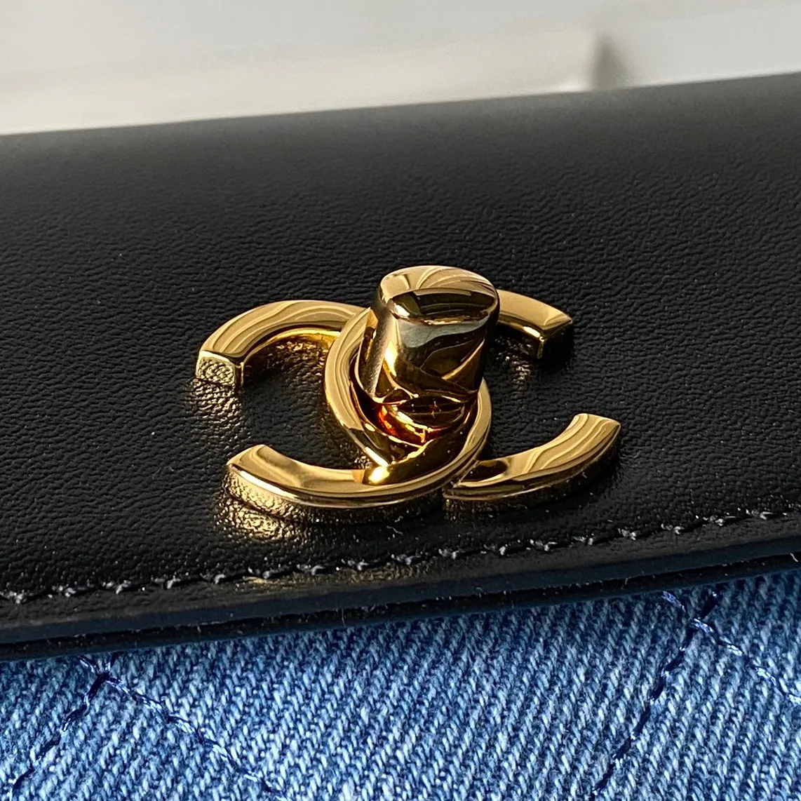 Классические Сумки Женские Chanel 18207849