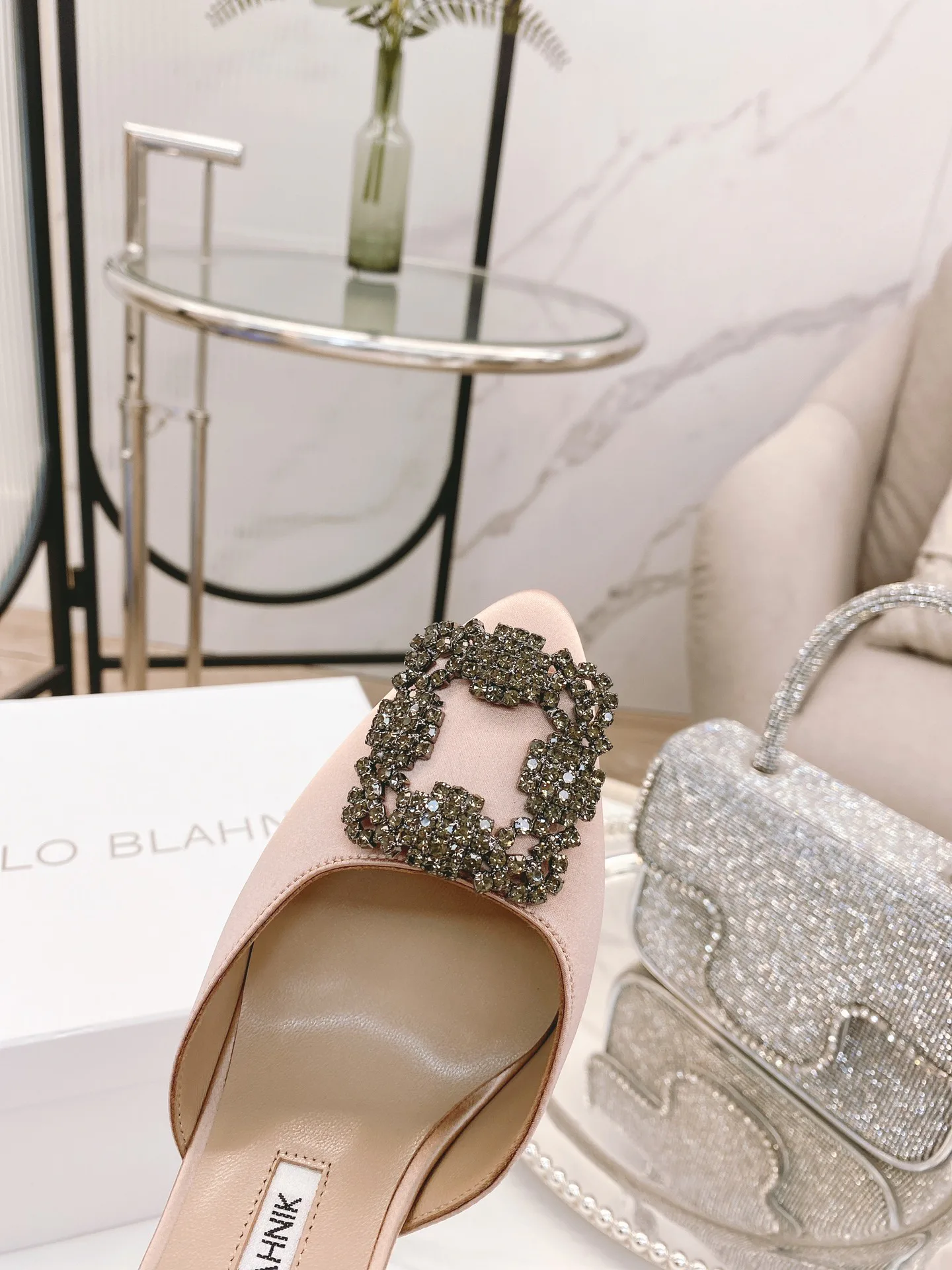 Туфли Женские Manolo Blahnik 18482415