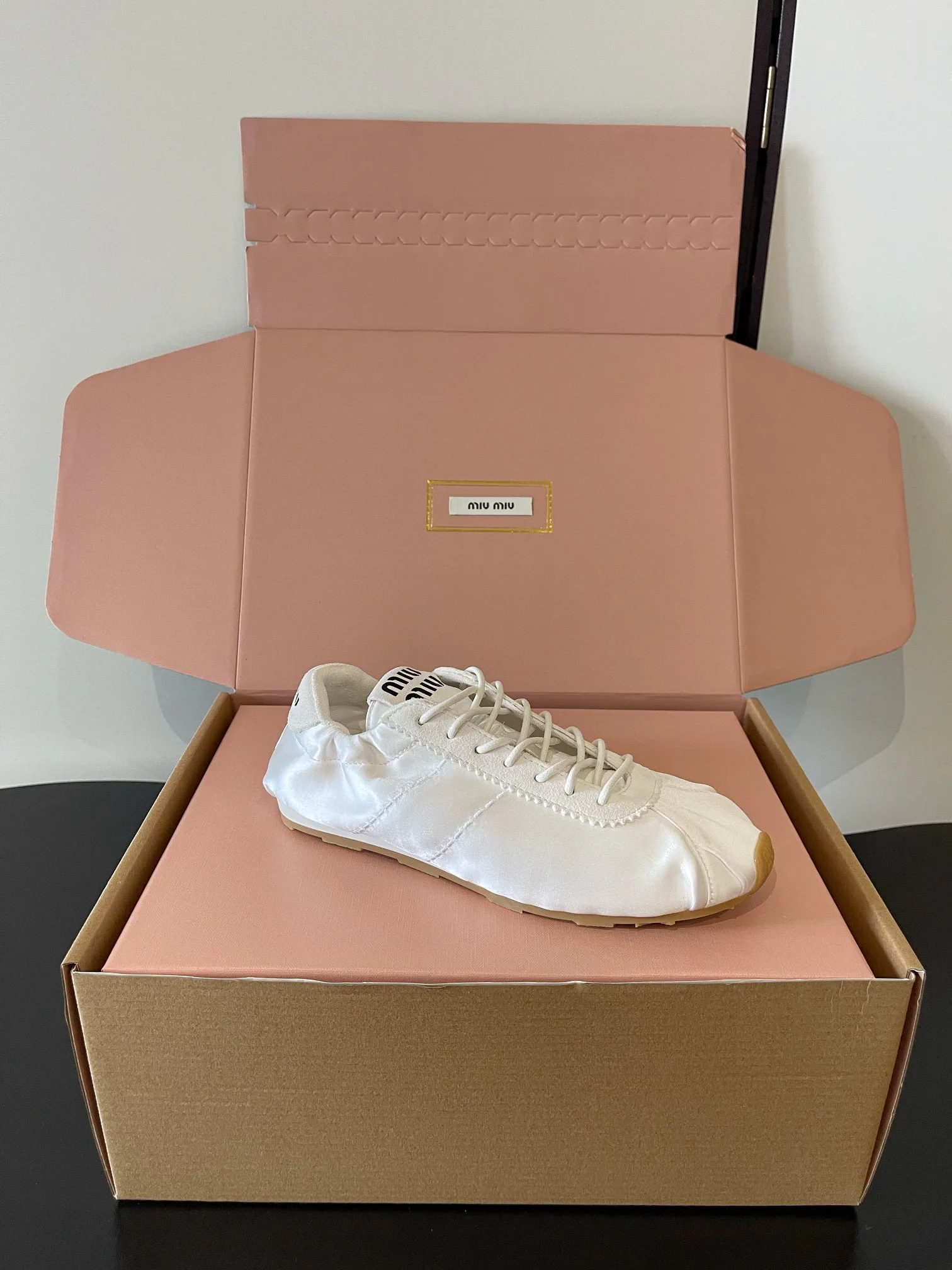 Кроссовки Женские Miu Miu 10655001