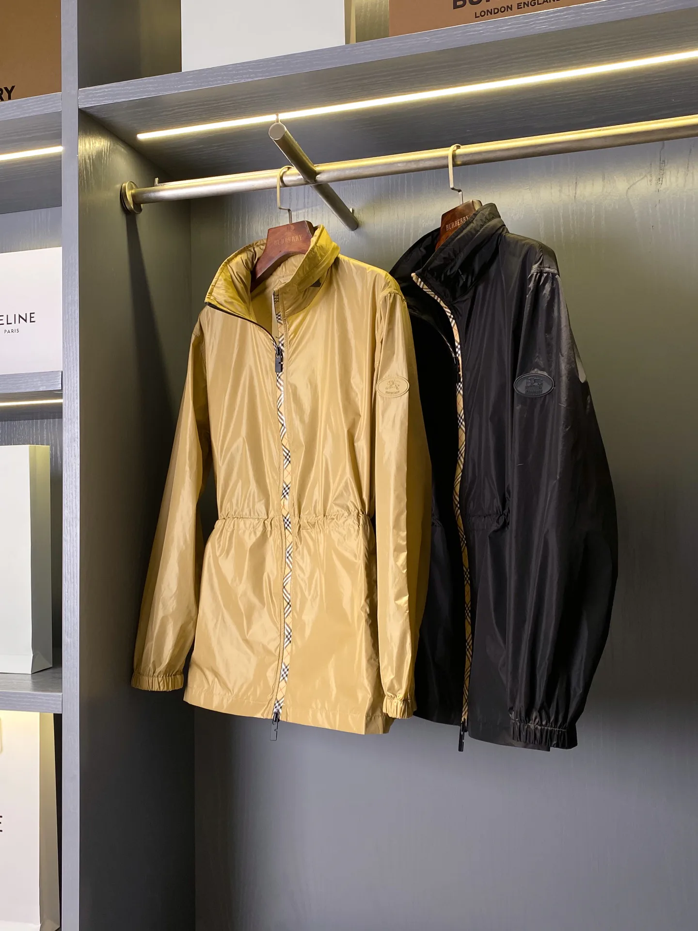 Куртки И Пуховики Женские Burberry 12778566