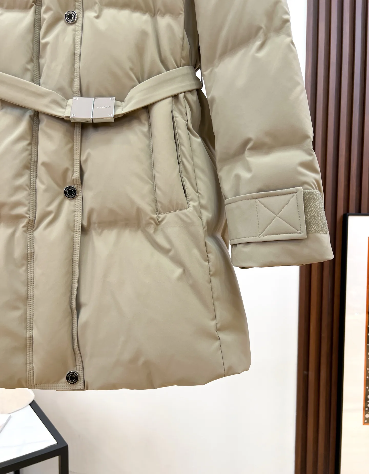 Куртки И Пуховики Женские Burberry 18990011