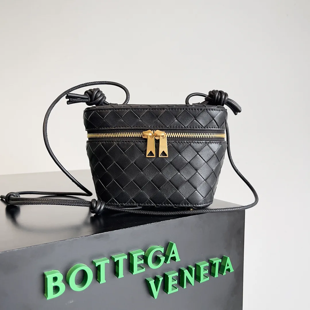 Сумки На Ремне Женские Bottega Veneta 17825281