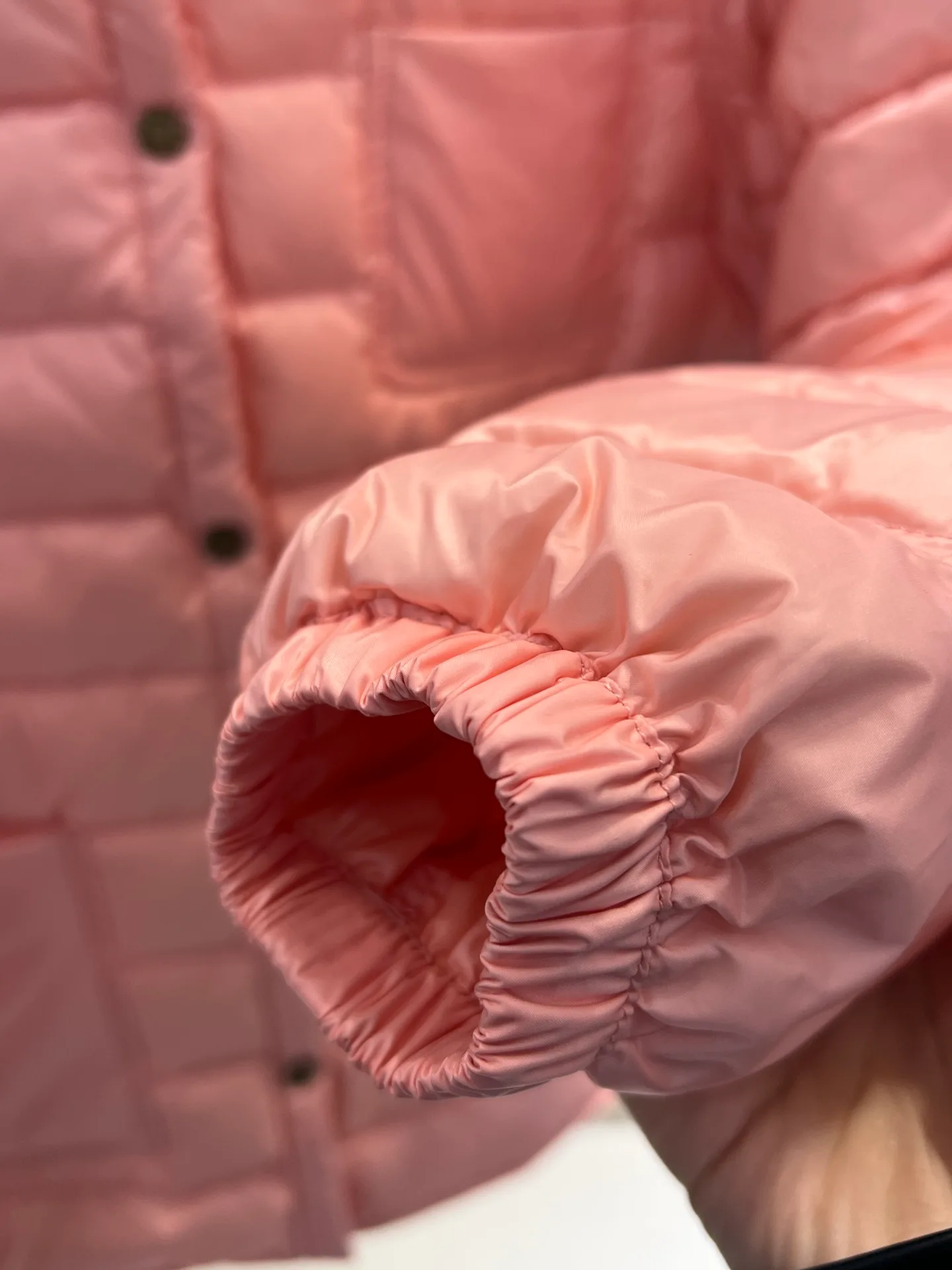 Куртки И Пуховики Мужские Moncler 18231328