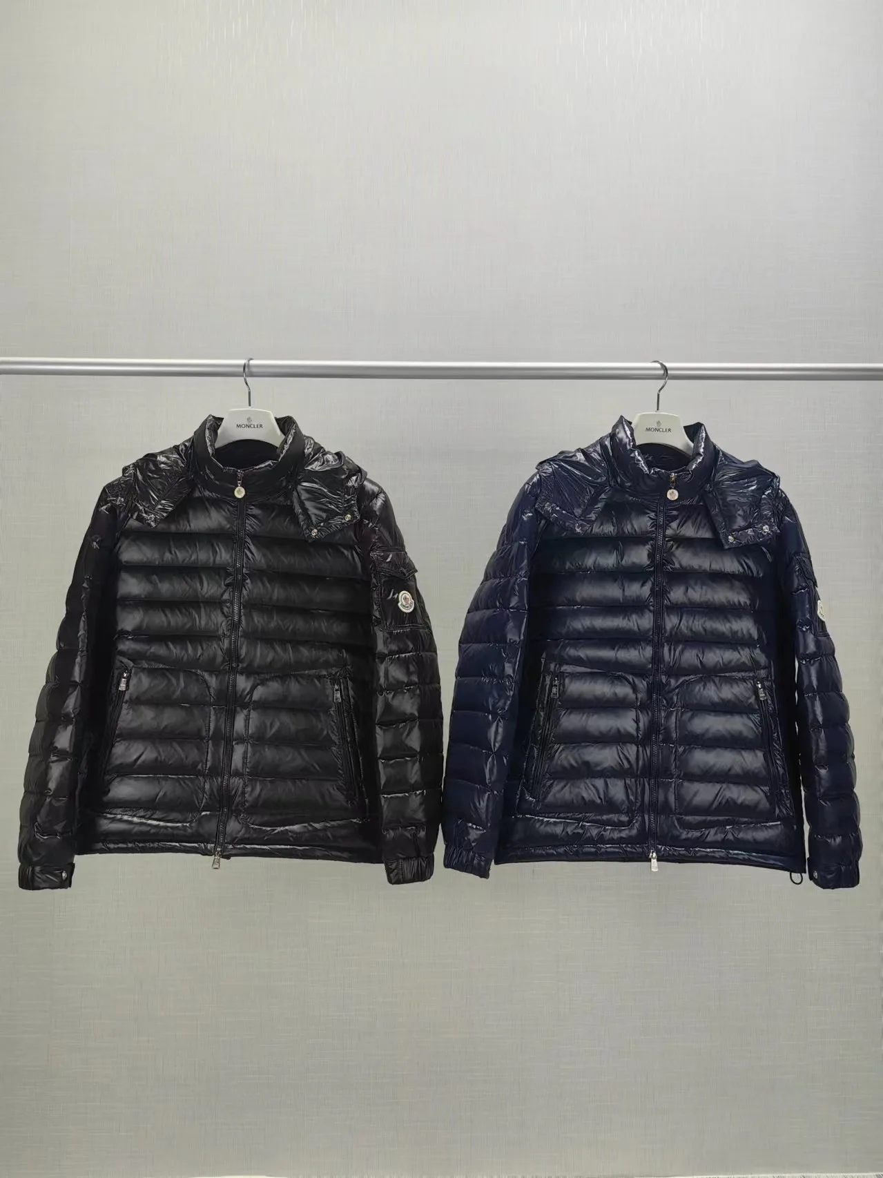 Куртки И Пуховики Женские Moncler 18098785