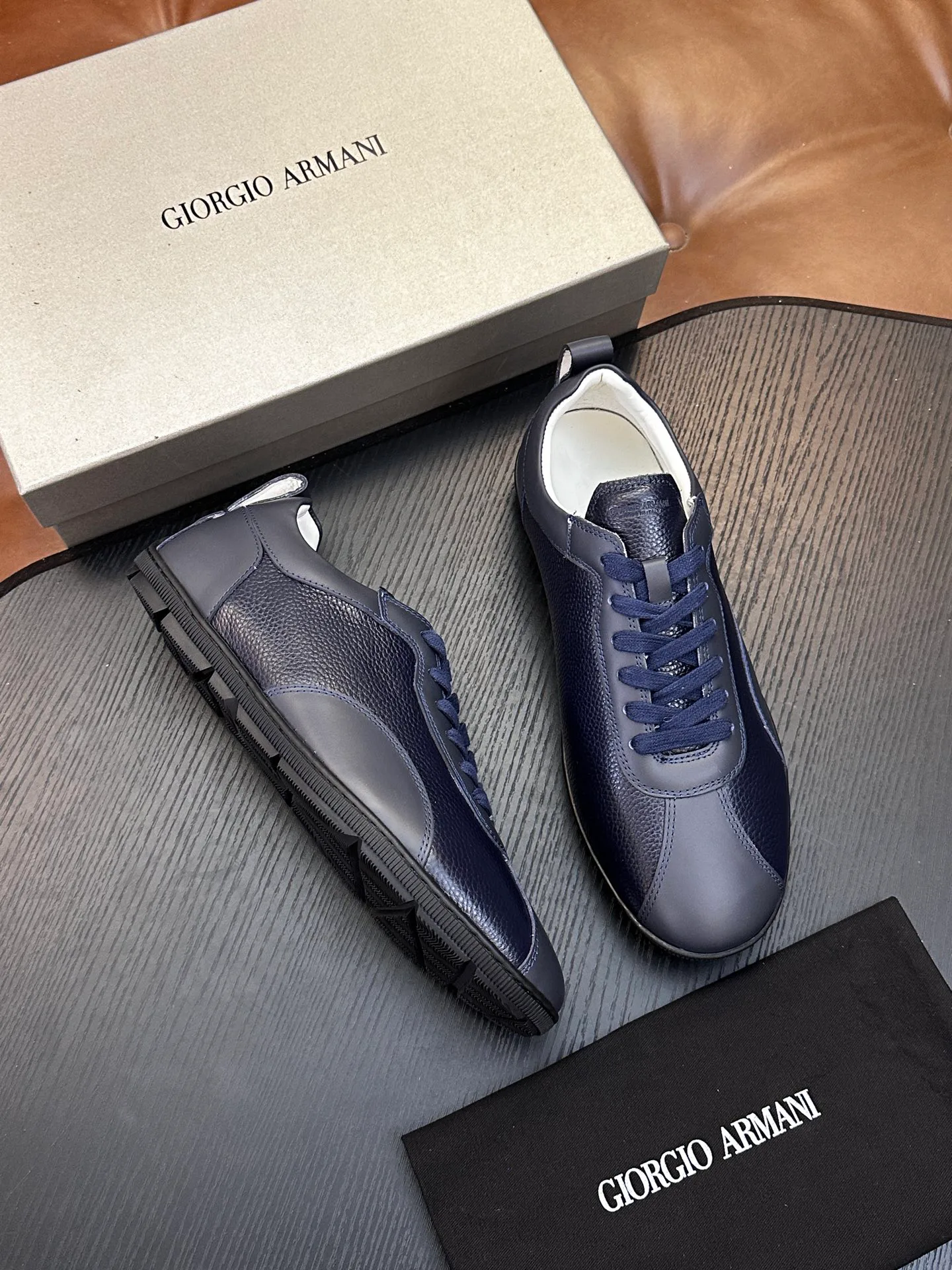 Кроссовки Мужские Armani 12672512