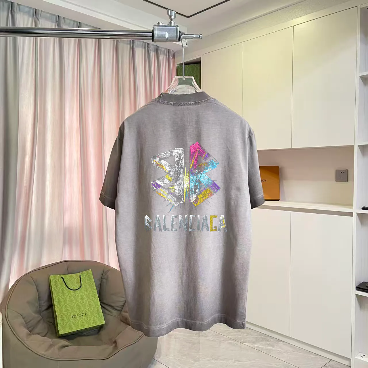 Футболки Женские Balenciaga 9192909