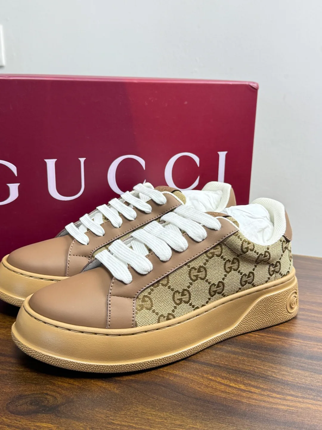 Кроссовки Женские Gucci 19659291