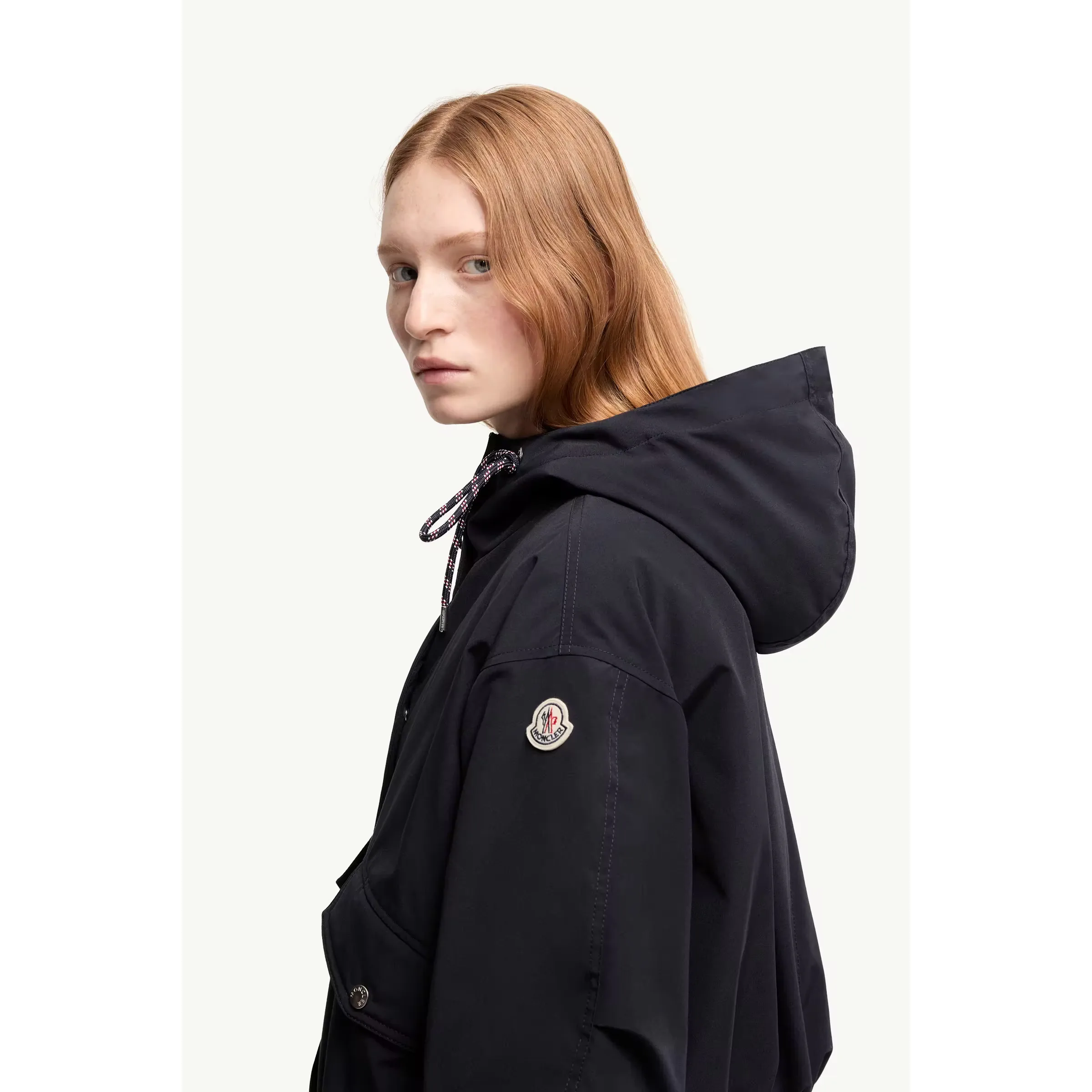 Куртки И Пуховики Женские Moncler 18403472