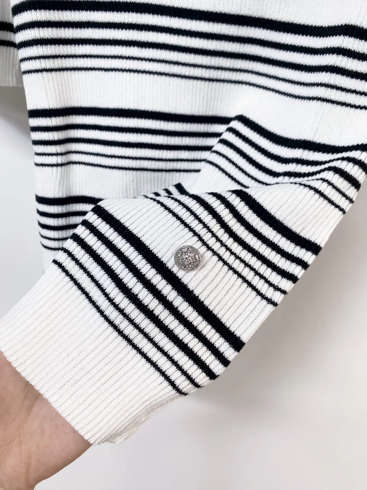 Футболки Женские Chanel 11873626