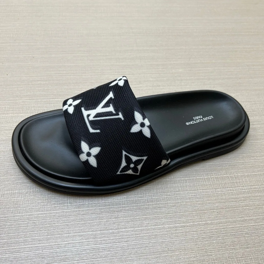 Шлепанцы Женские Louis Vuitton 9801515