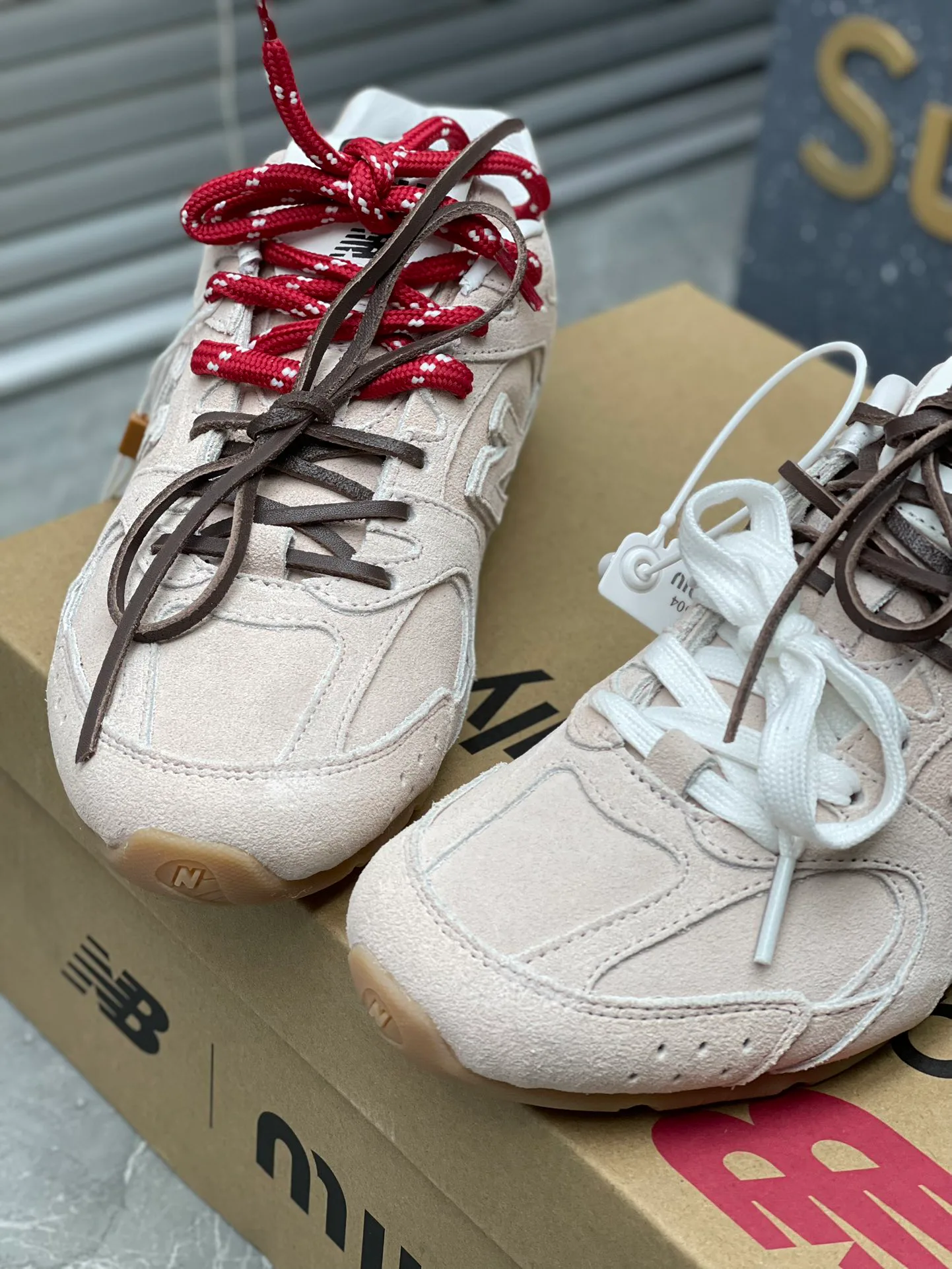 Кроссовки Женские Miu Miu 11567596