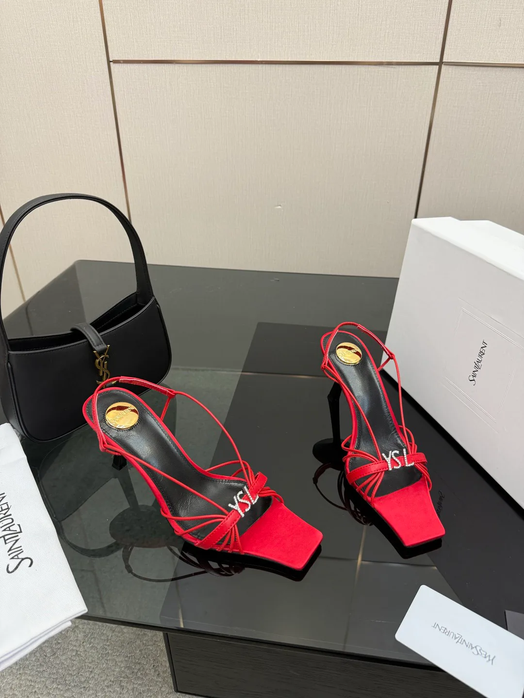 Босоножки Женские Saint Laurent 9632696