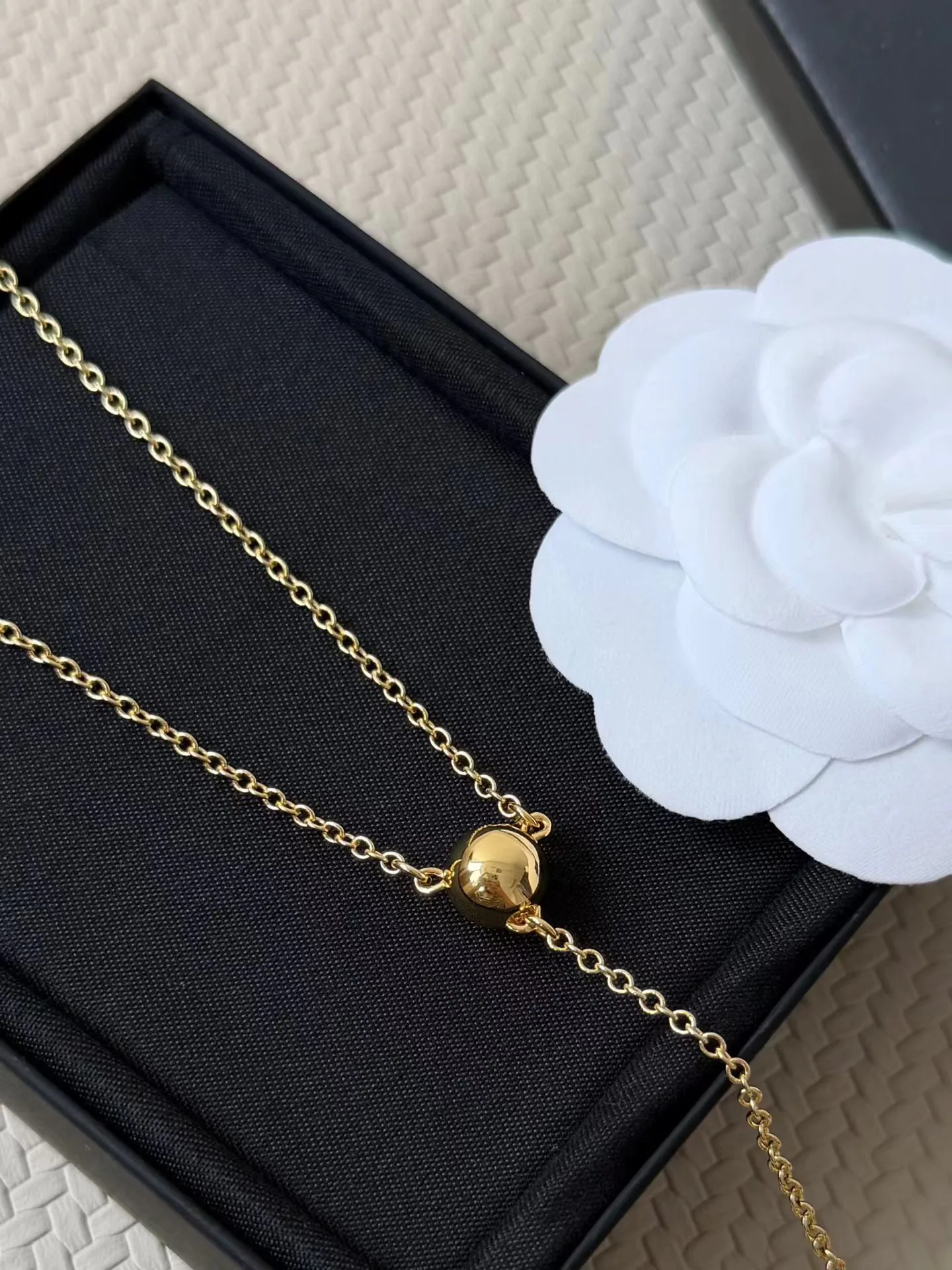 Бижутерия Chanel 18122946
