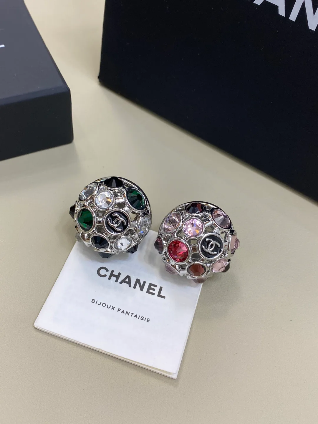 Бижутерия Chanel 17843085