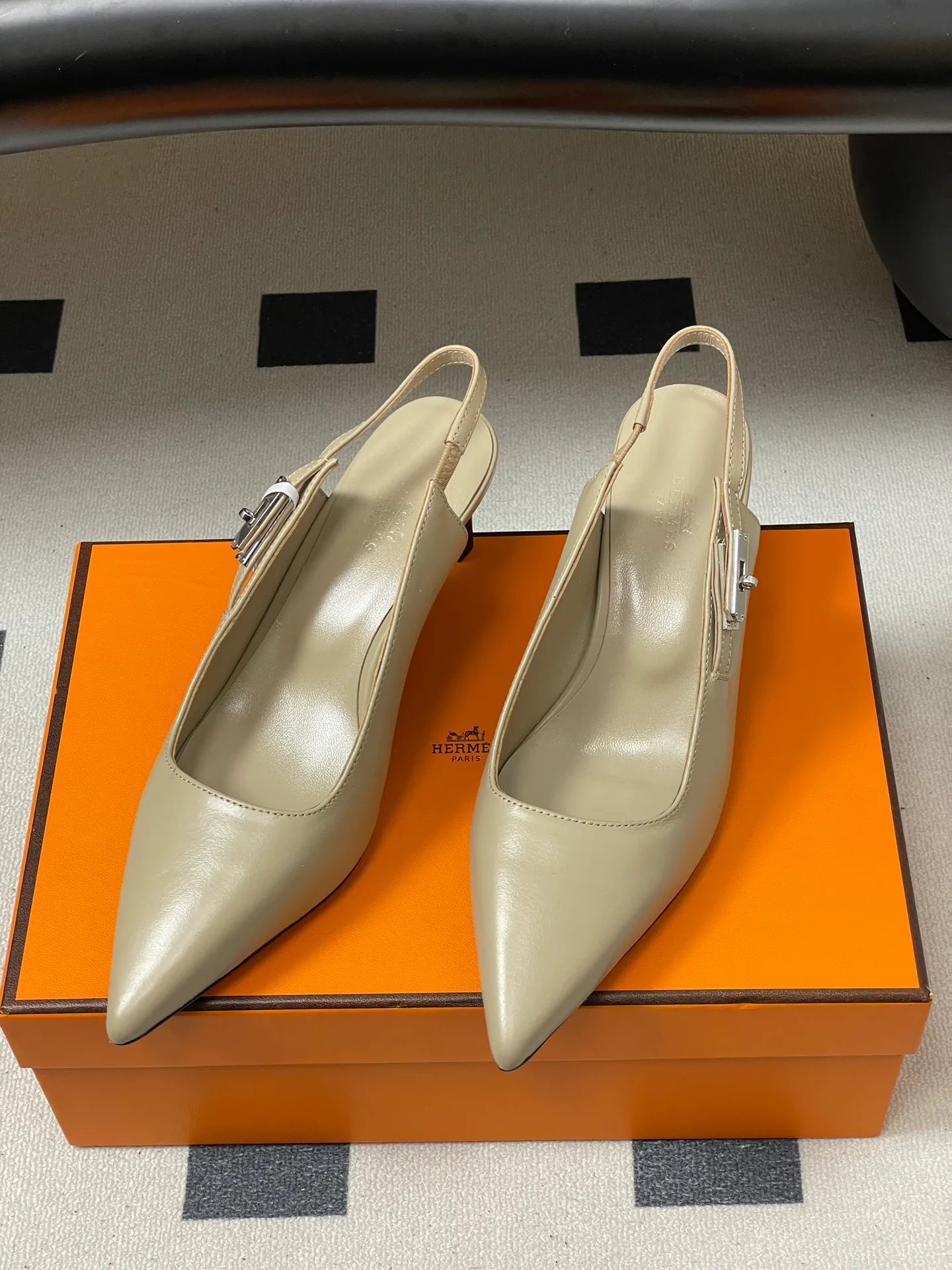 Босоножки Женские Hermes 11178066