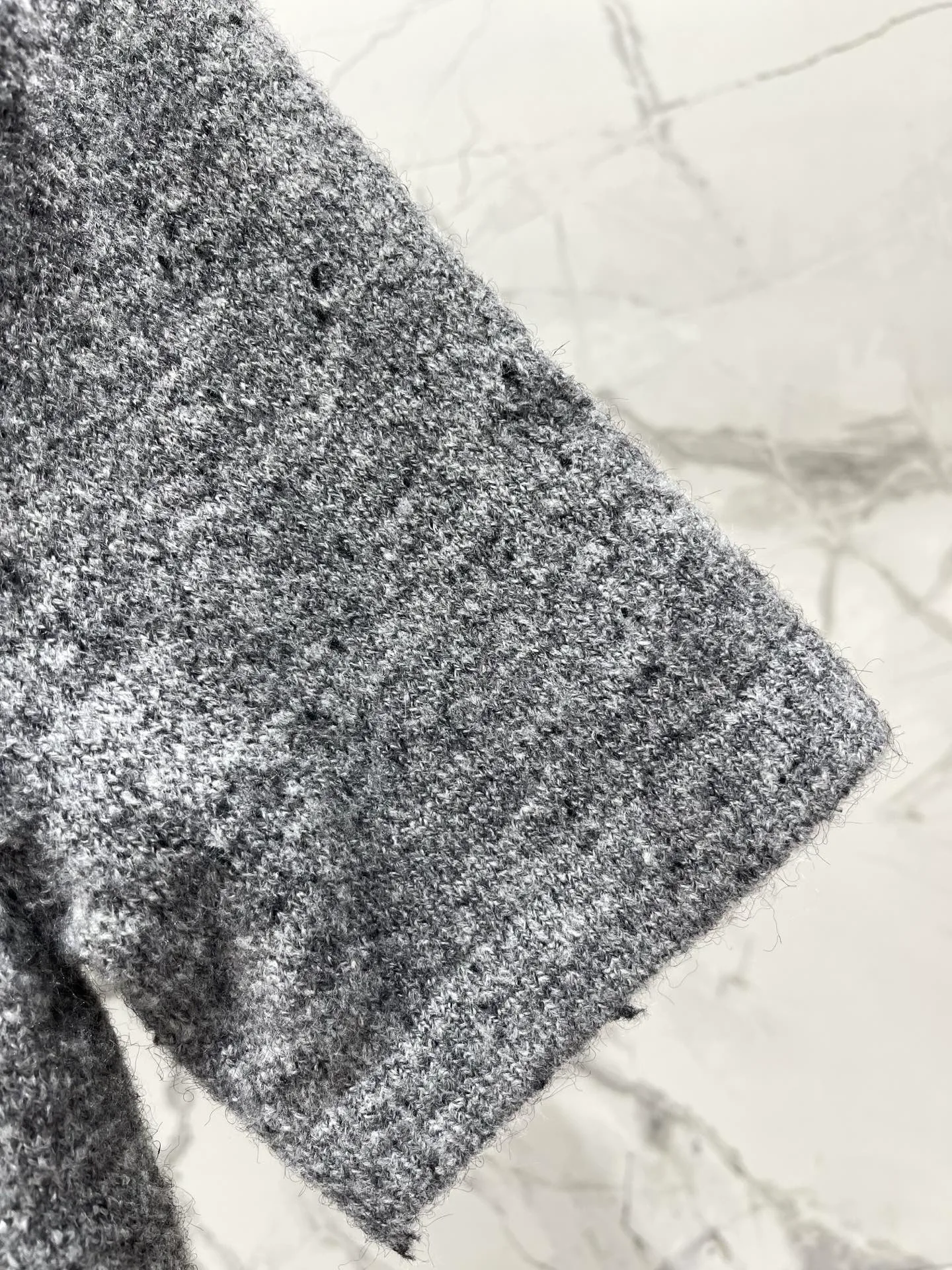 Джемперы И Свитеры Женские Chanel 18138392