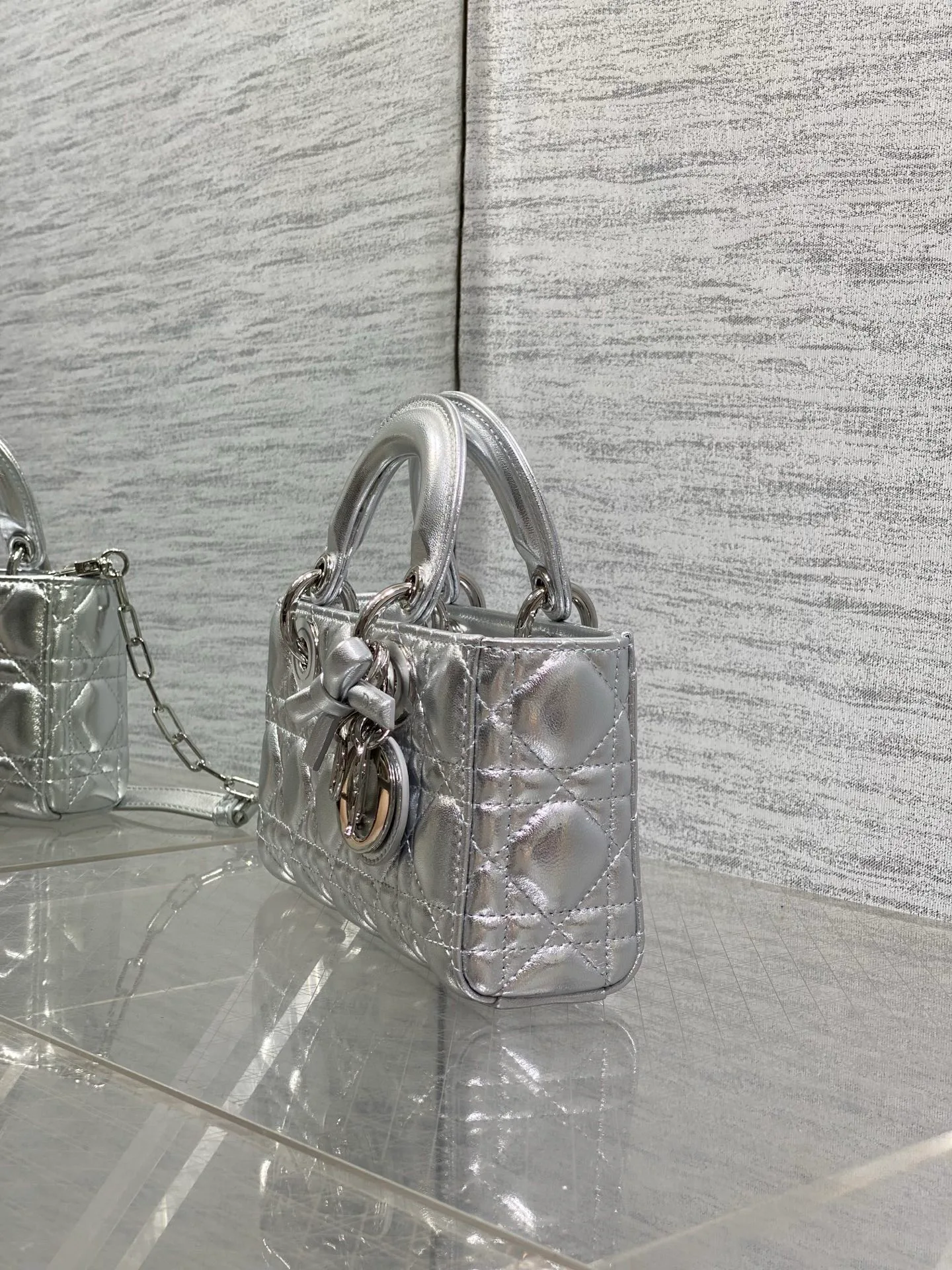 Классические Сумки Женские Christian Dior 17601491