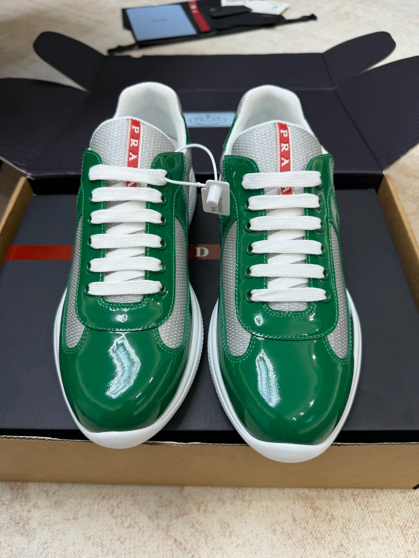 Кроссовки Женские Prada 11411013