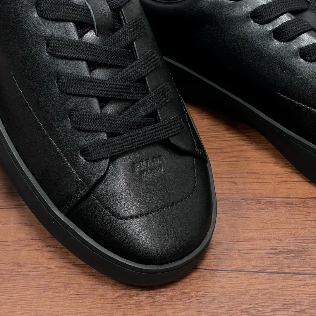 Кроссовки Мужские Prada 19555389