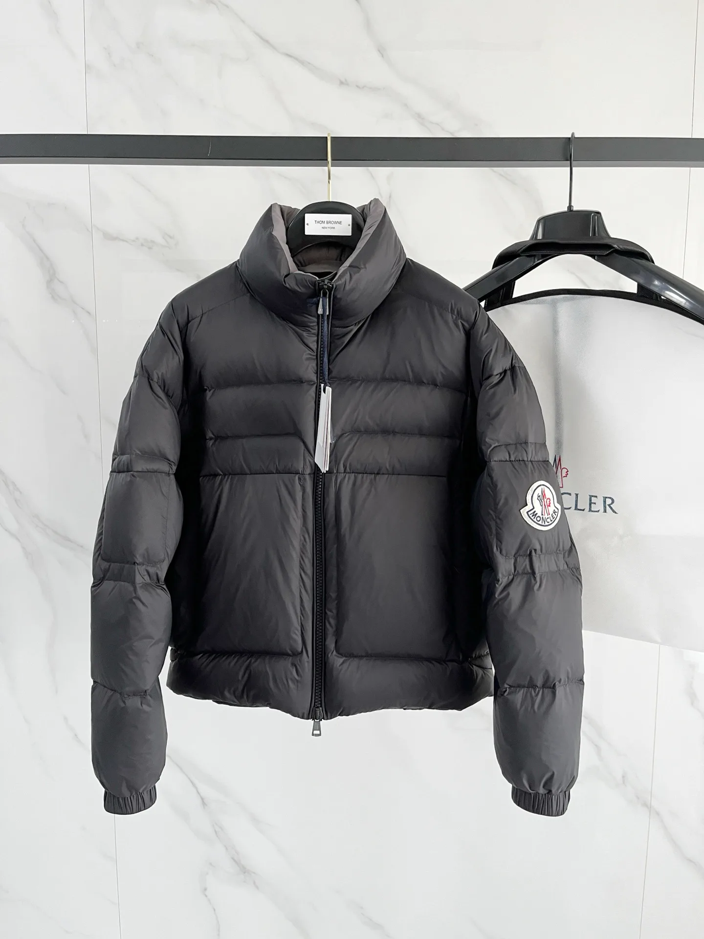 Куртки И Пуховики Мужские Moncler 283235