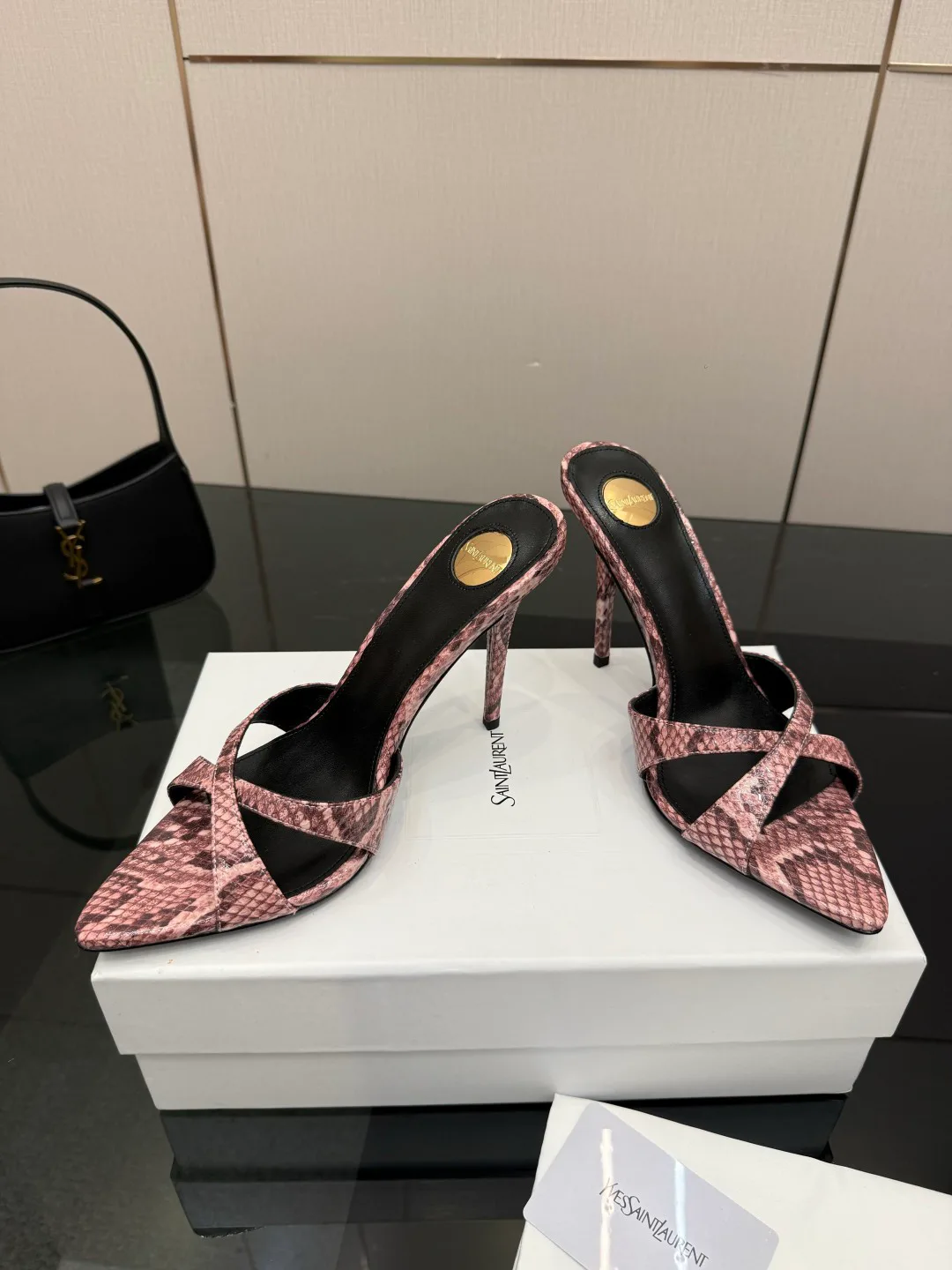 Босоножки Женские Saint Laurent 11424895