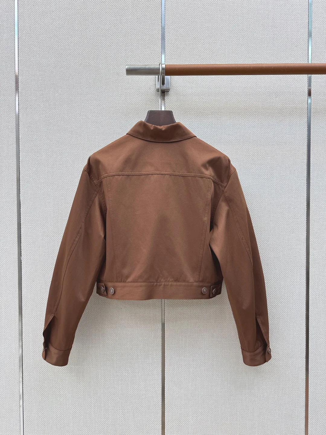 Куртки И Пуховики Женские Prada 18998644