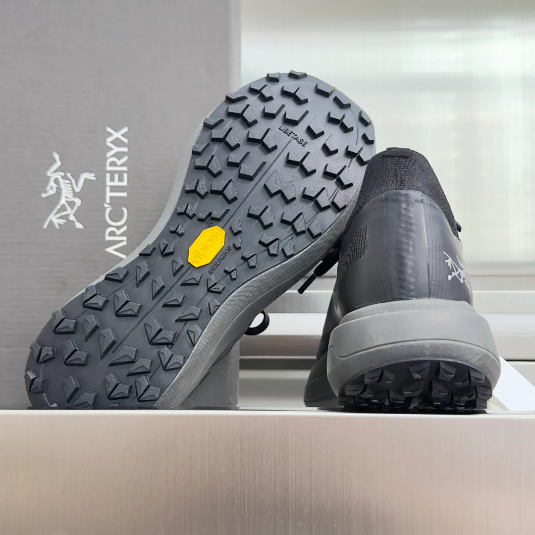 Кроссовки Мужские Arcteryx 17347779
