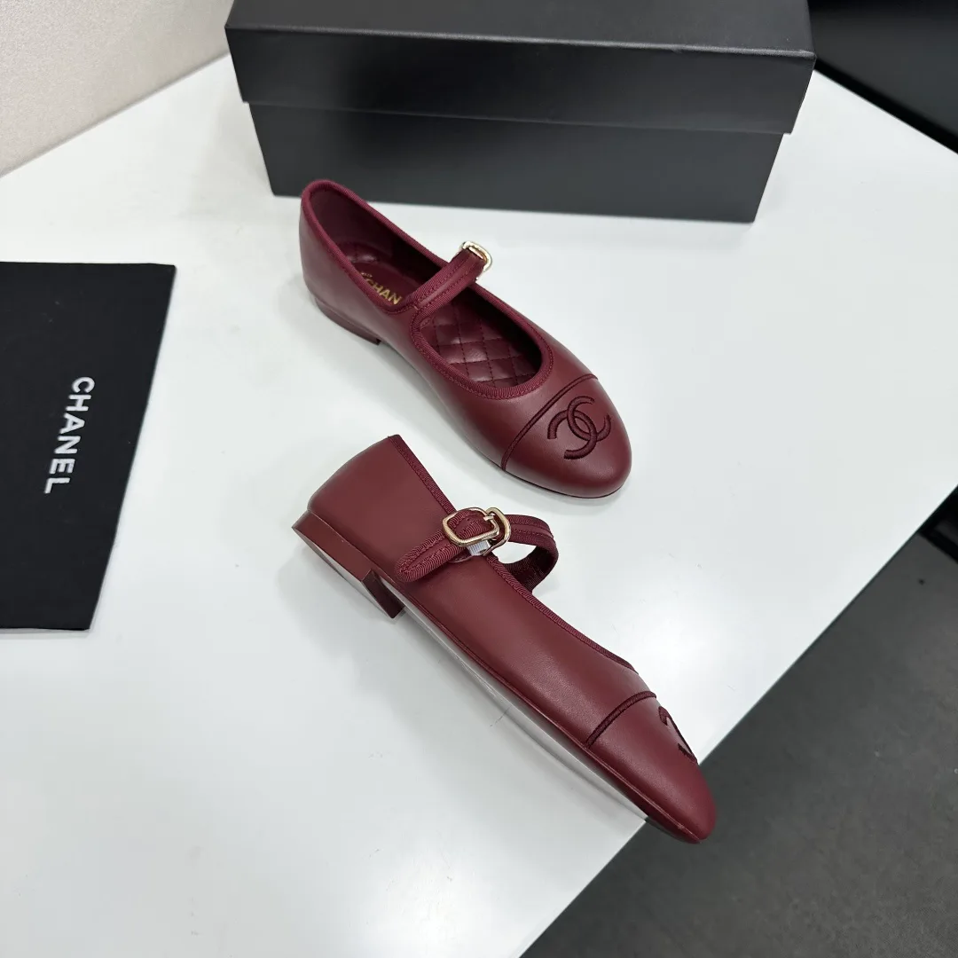 Туфли Женские Chanel 18083714