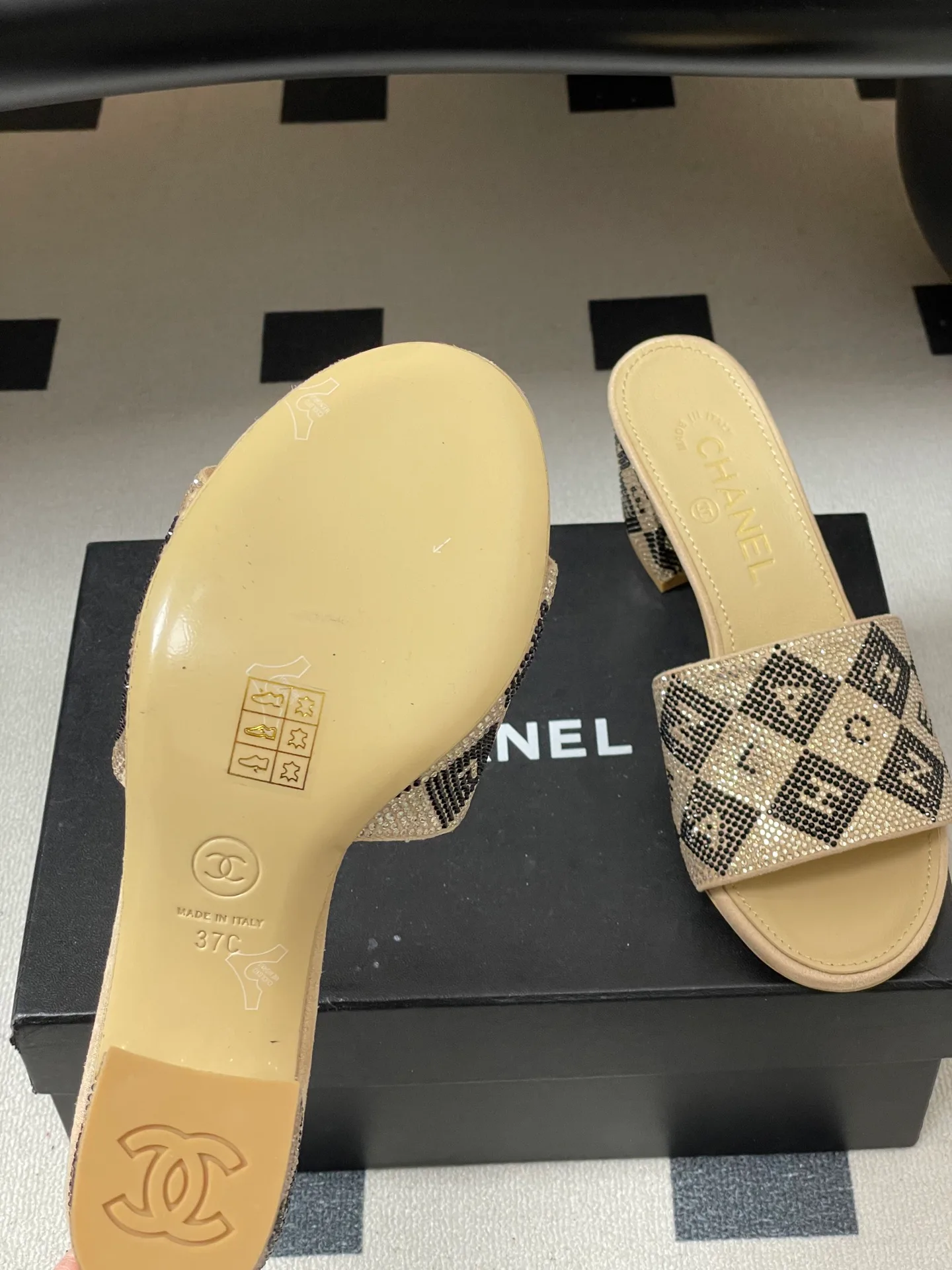 Босоножки Женские Chanel 10993956