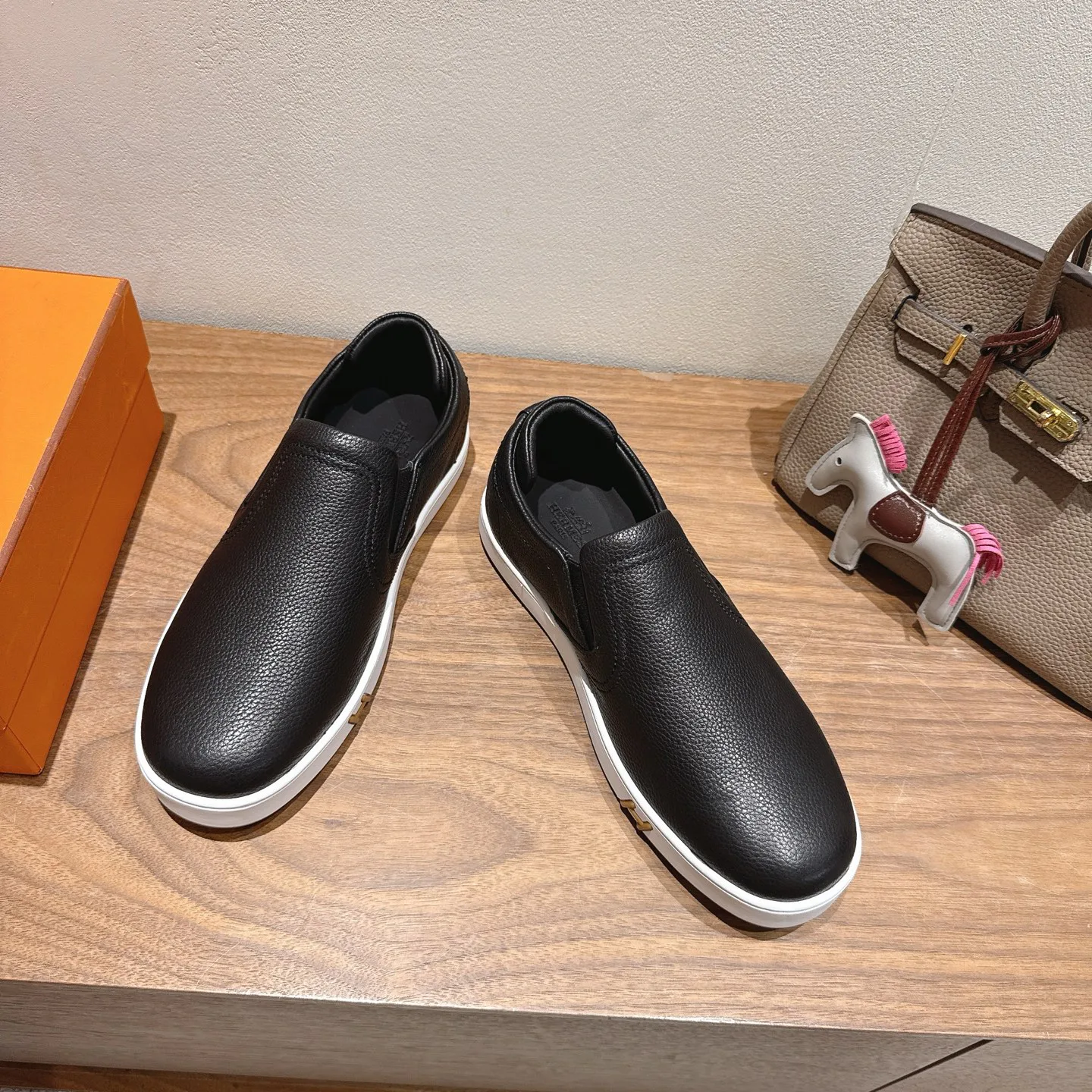 Кроссовки Мужские Hermes 14343197