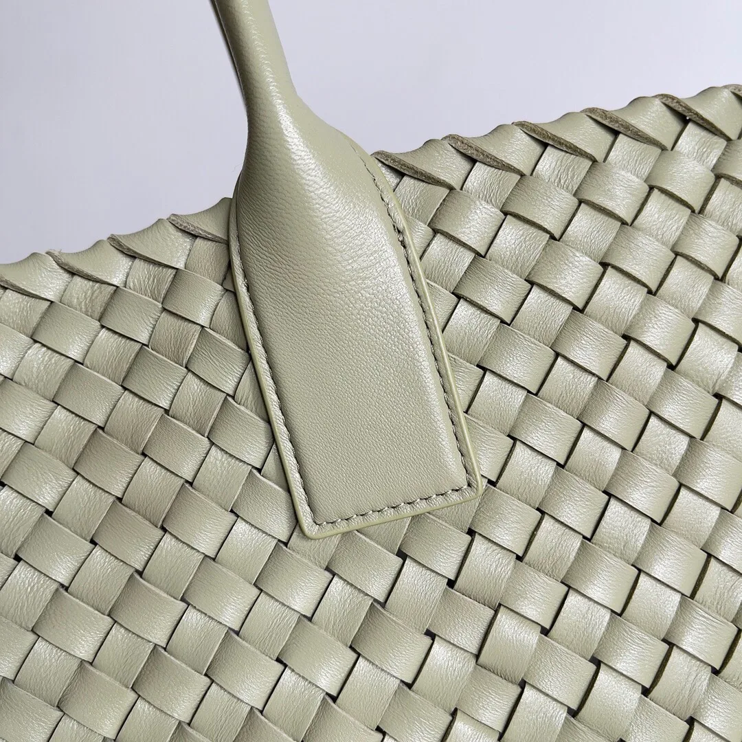 Классические Сумки Женские Bottega Veneta 11387796