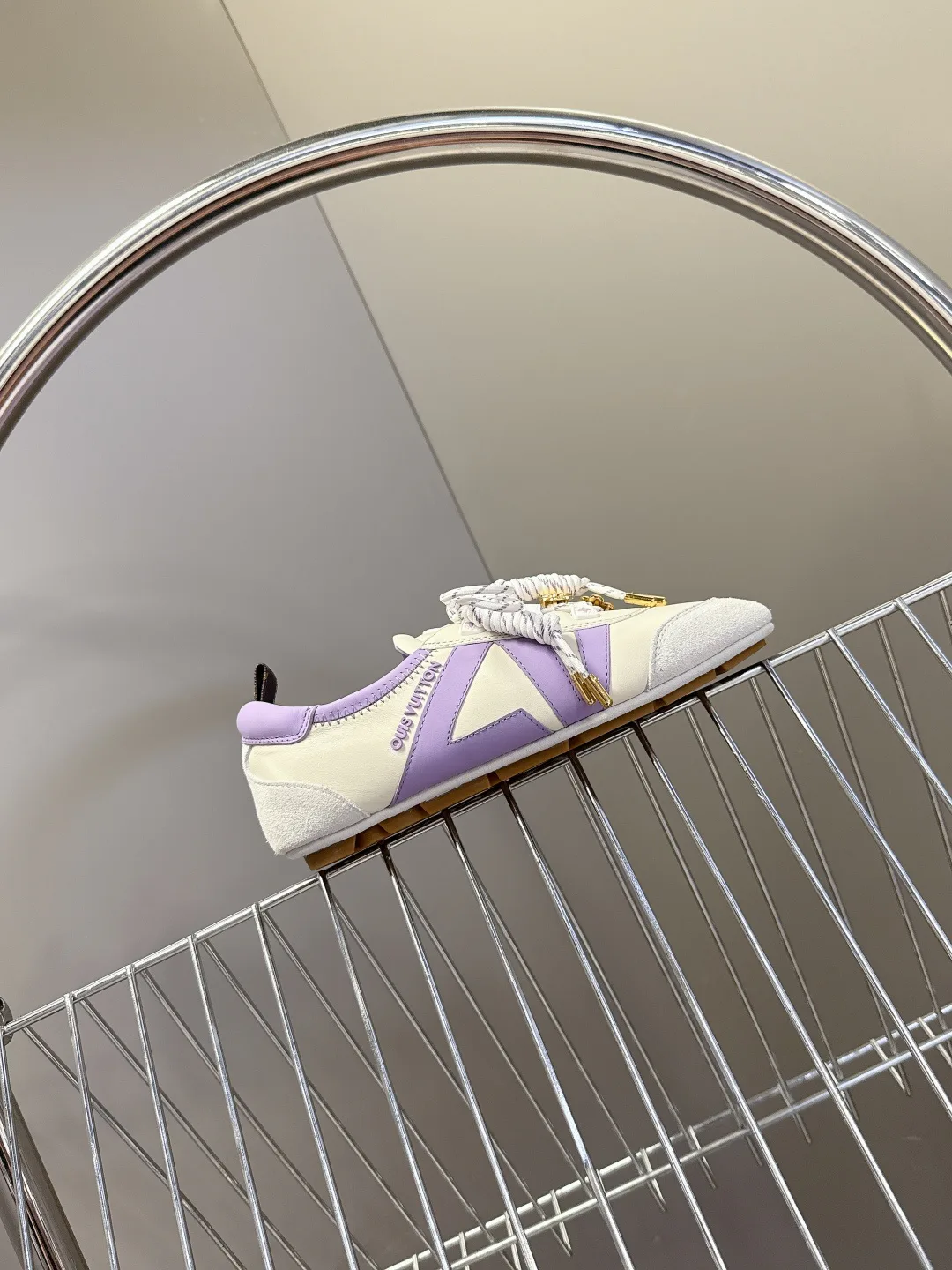 Кроссовки Женские Louis Vuitton 1480760