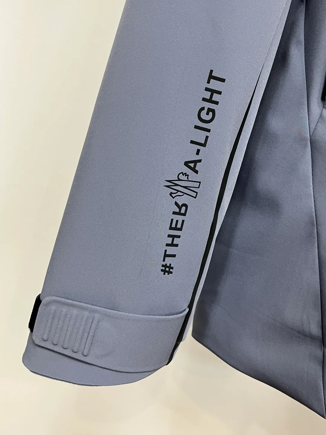 Куртки И Пуховики Мужские Moncler 560413