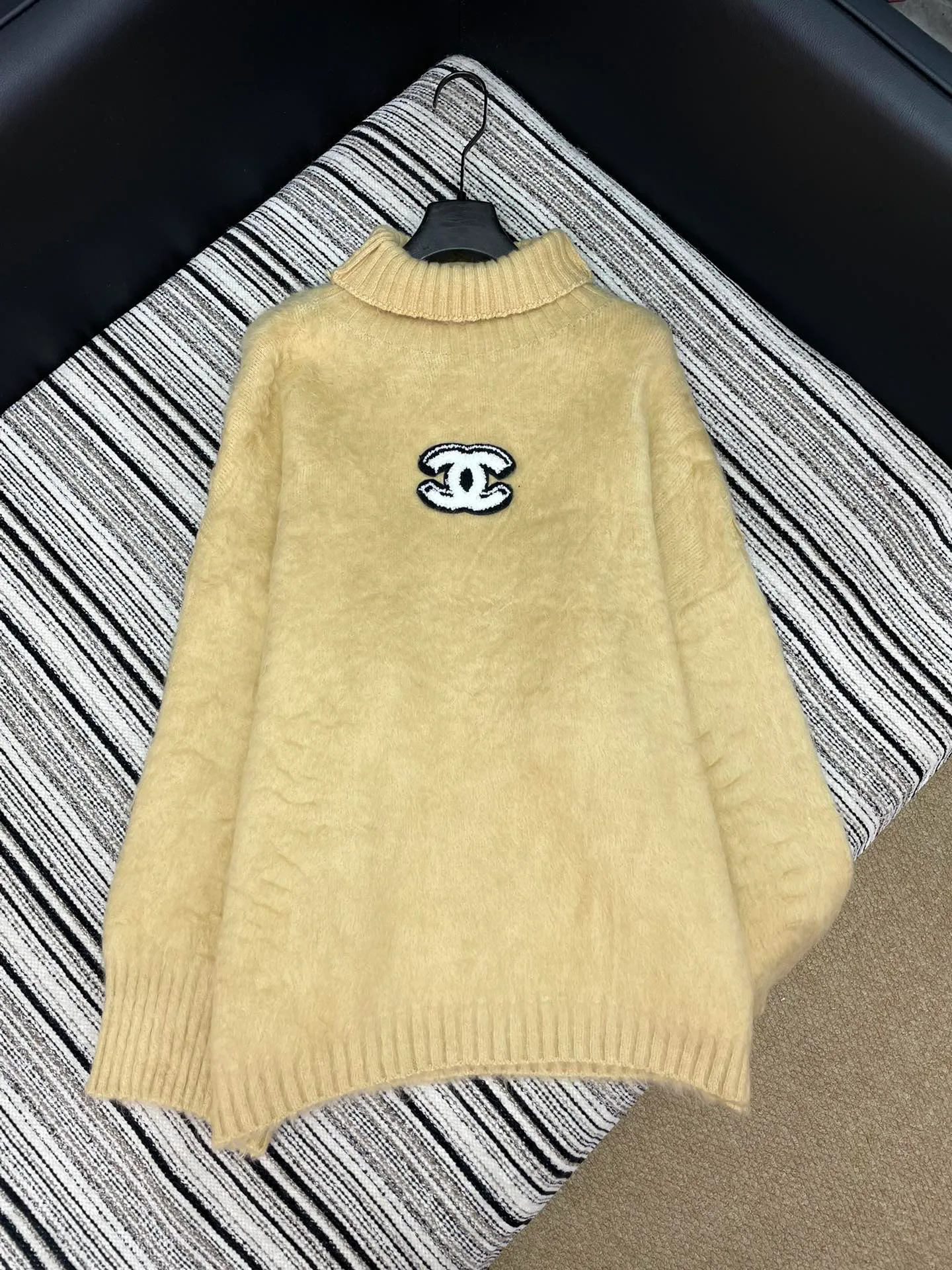 Джемперы И Свитеры Женские Chanel 1230167